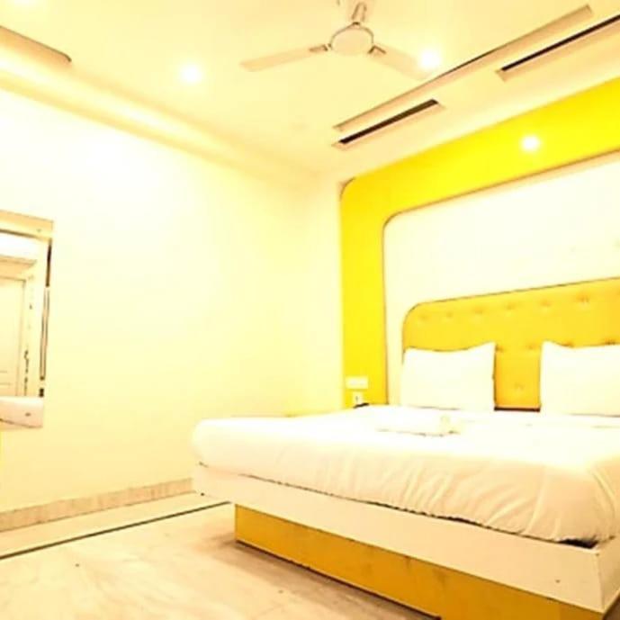 Family Leo Hotel New Delhi