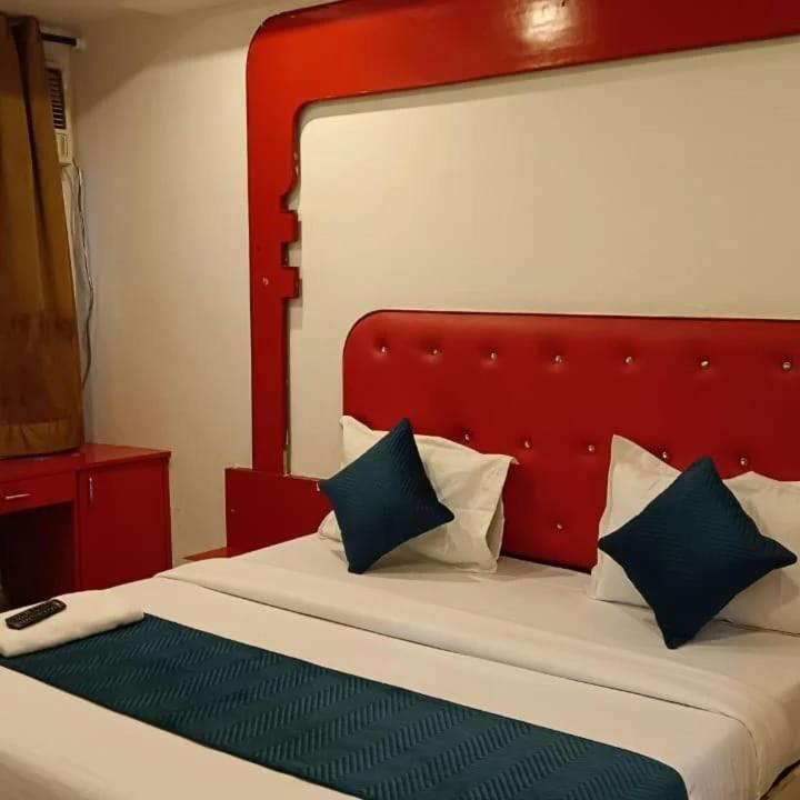 Hotel Family Leo New Delhi