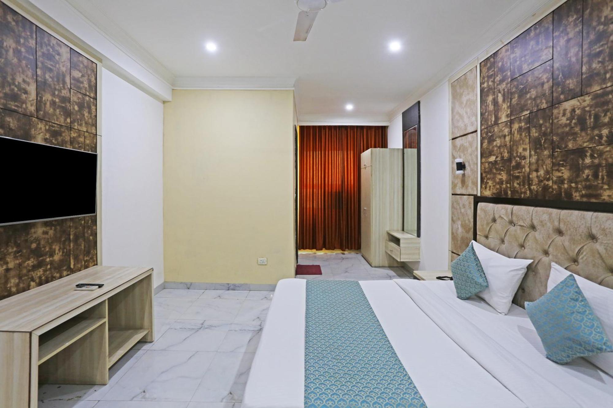 Hotel Shyam International - Near Terminal 3 Delhi Airport With - Free Airport Pickup And Drop New Delhi