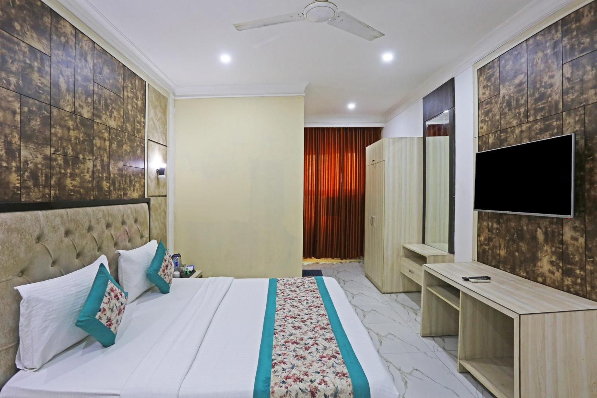 Hotel Shyam International - Near Terminal 3 Delhi Airport With - Free Airport Pickup And Drop