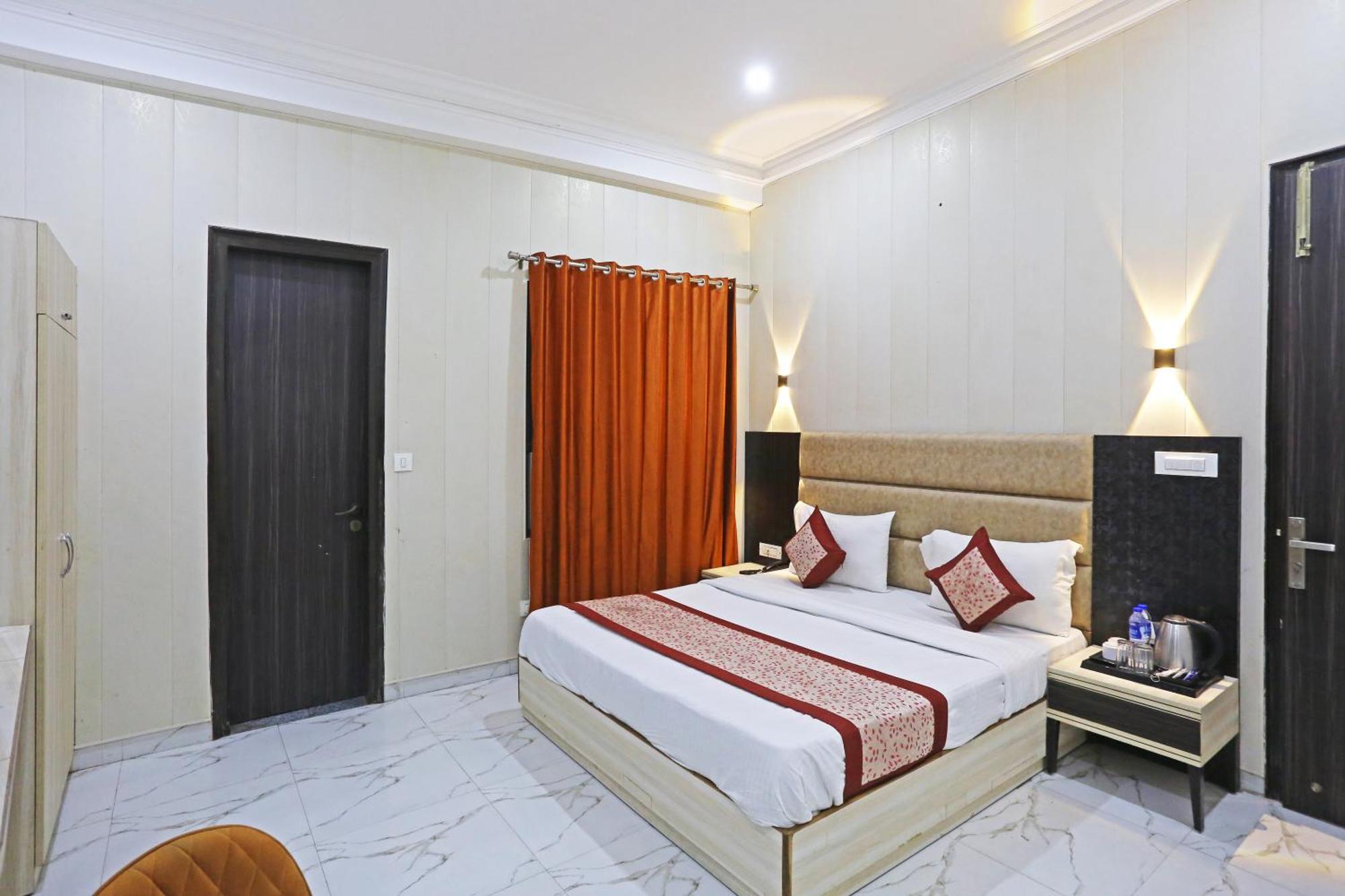 Hotel Shyam International - Near Terminal 3 Delhi Airport With - Free Airport Pickup And Drop New Delhi