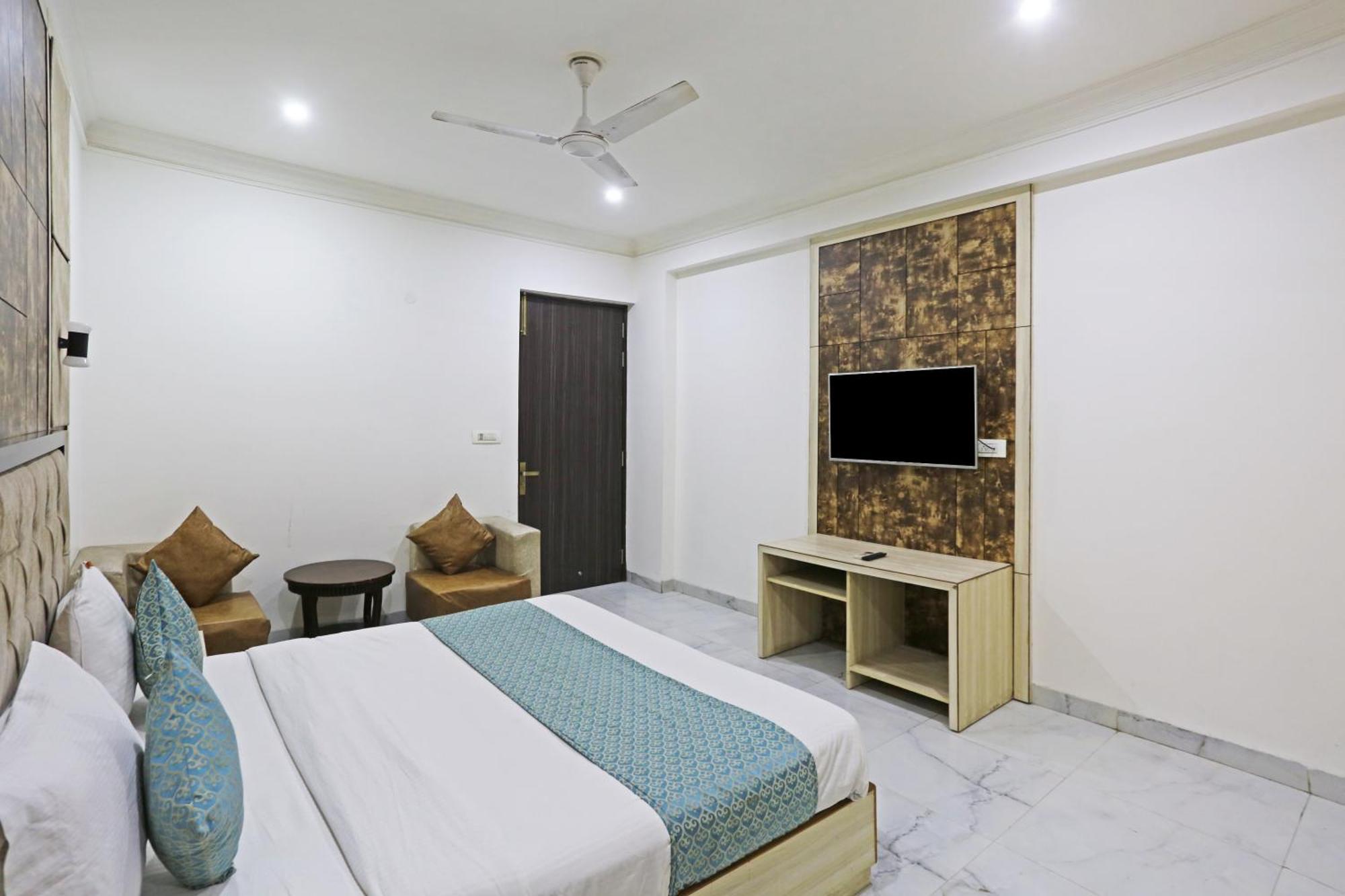 Hotel Shyam International - Near Terminal 3 Delhi Airport With - Free Airport Pickup And Drop 3* New Delhi