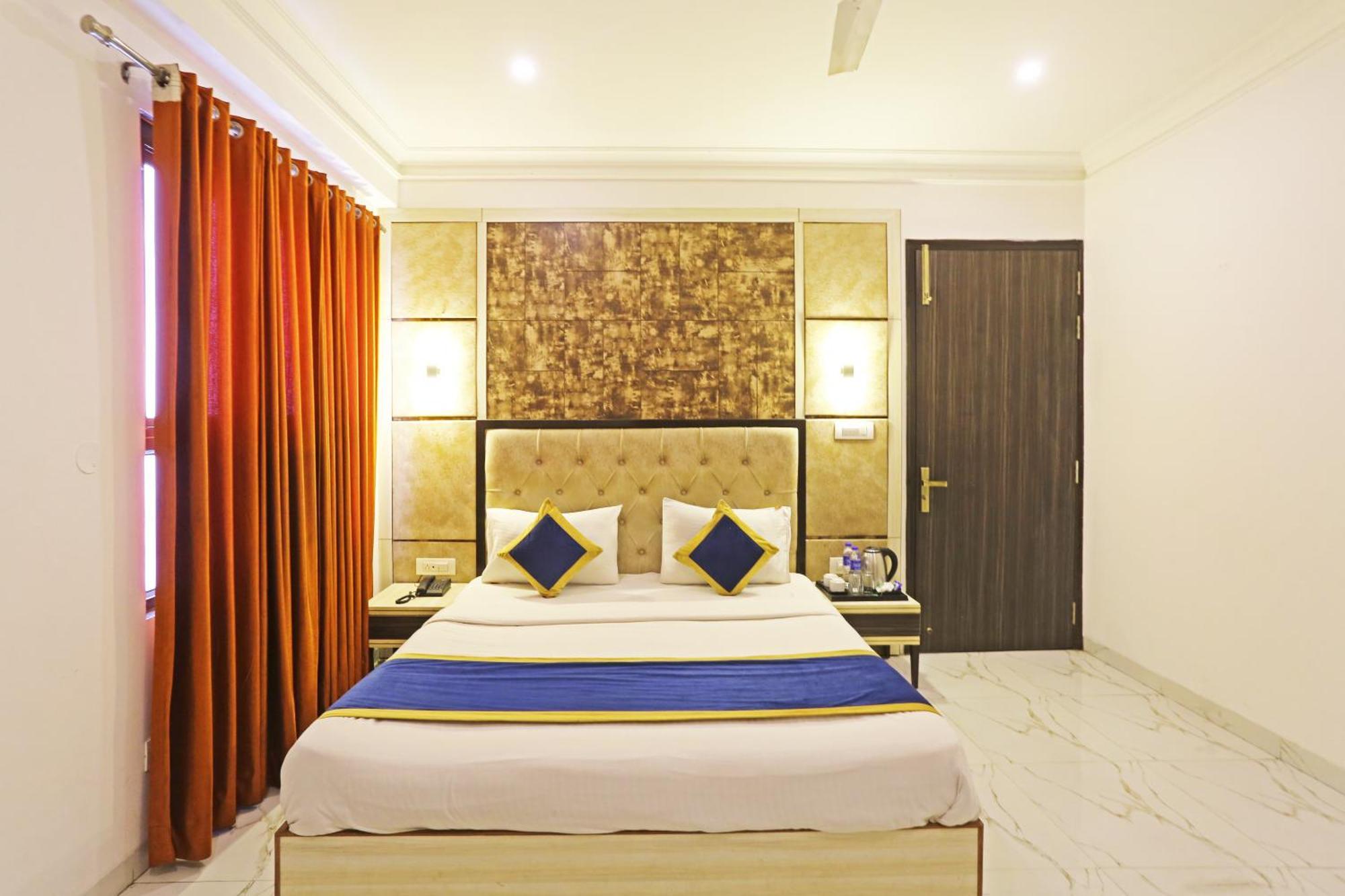 Hotel Shyam International - Near Terminal 3 Delhi Airport With - Free Airport Pickup And Drop 3* New Delhi