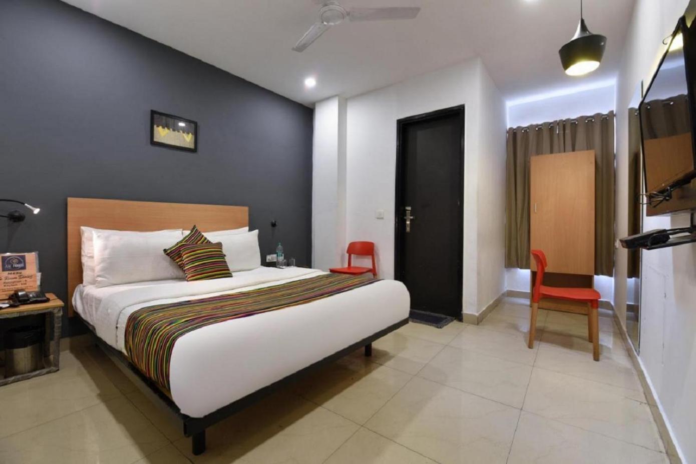 Empire At Janakpuri 
