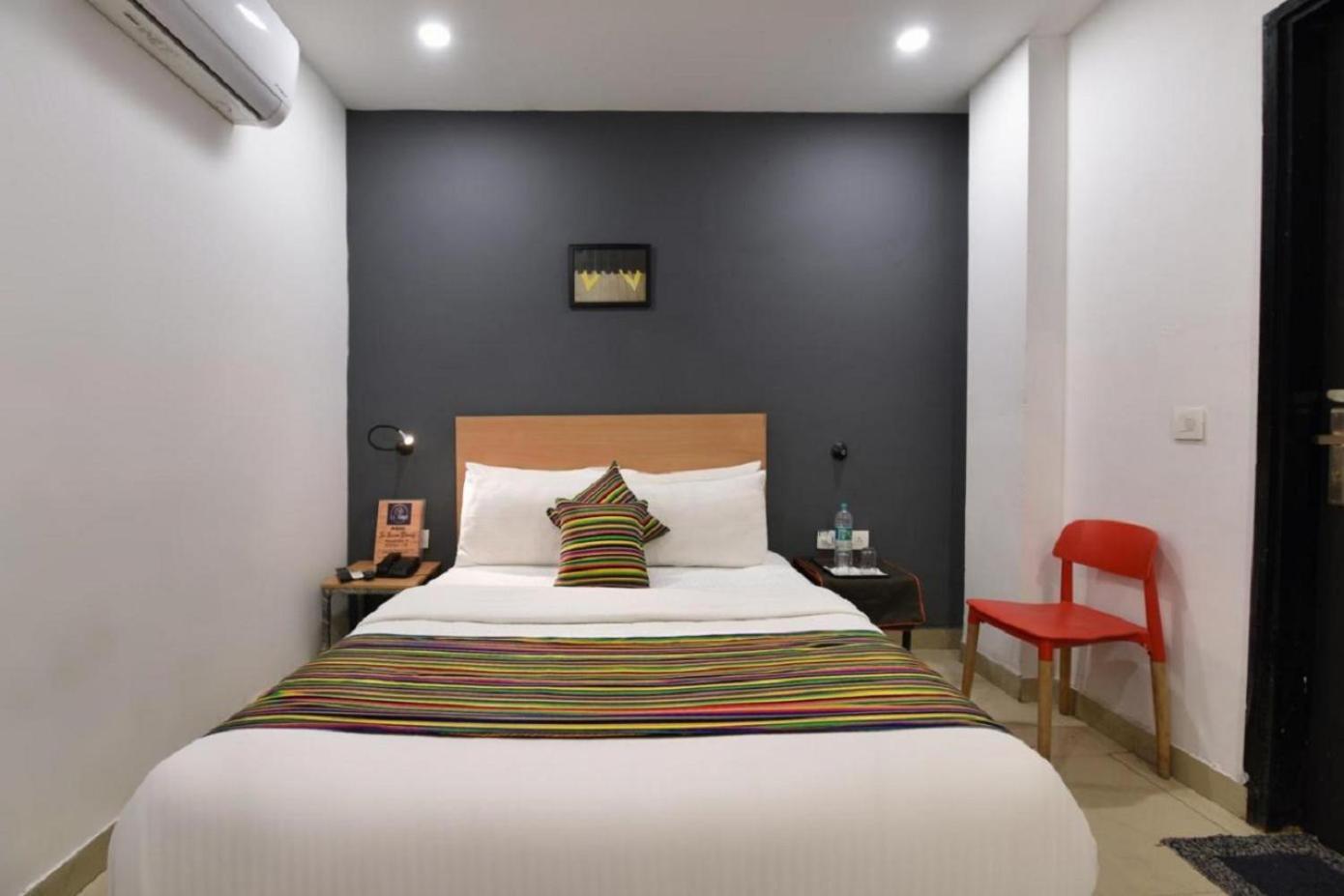 Hotel Empire At Janakpuri 