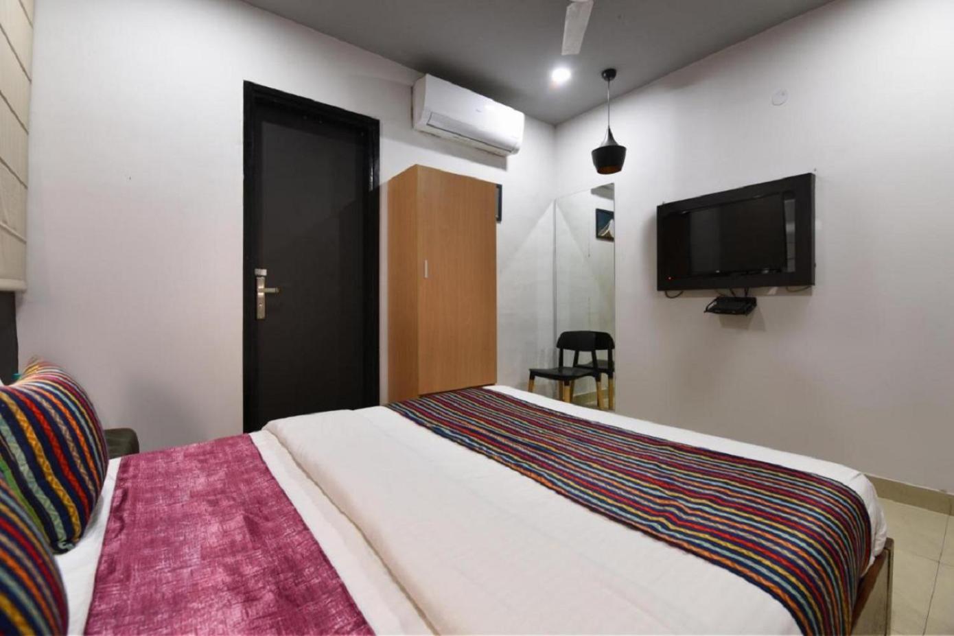 Hotel Empire At Janakpuri 