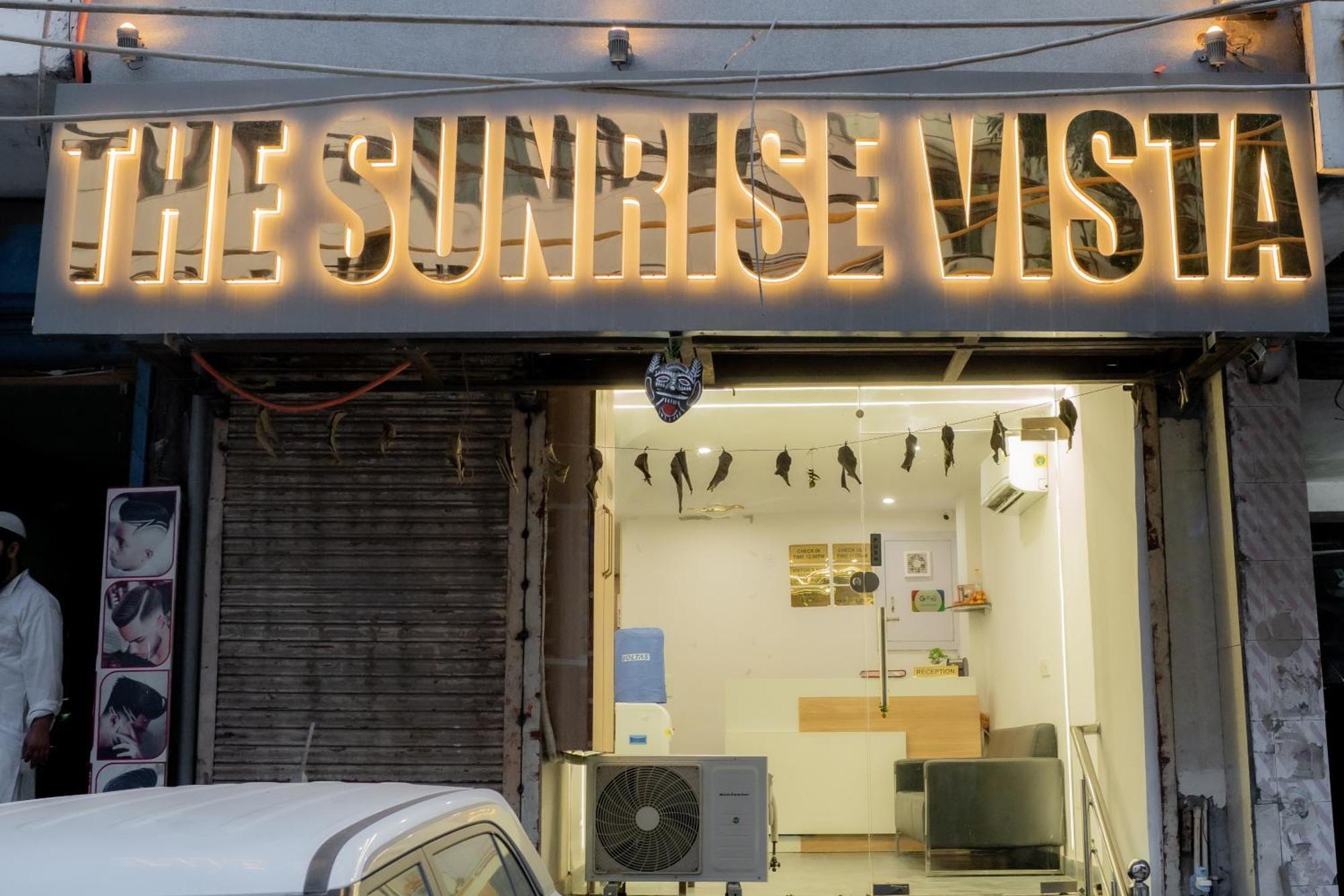 The Sunrise Vista Nizamuddin Hotel 3*