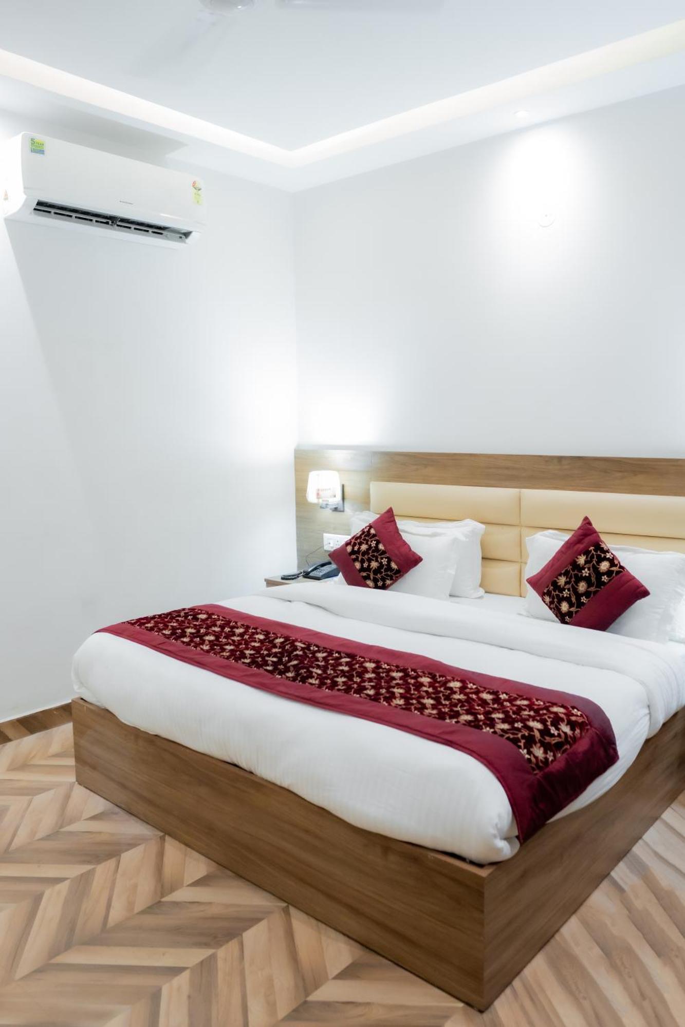 Hotel The Sunrise Vista Nizamuddin