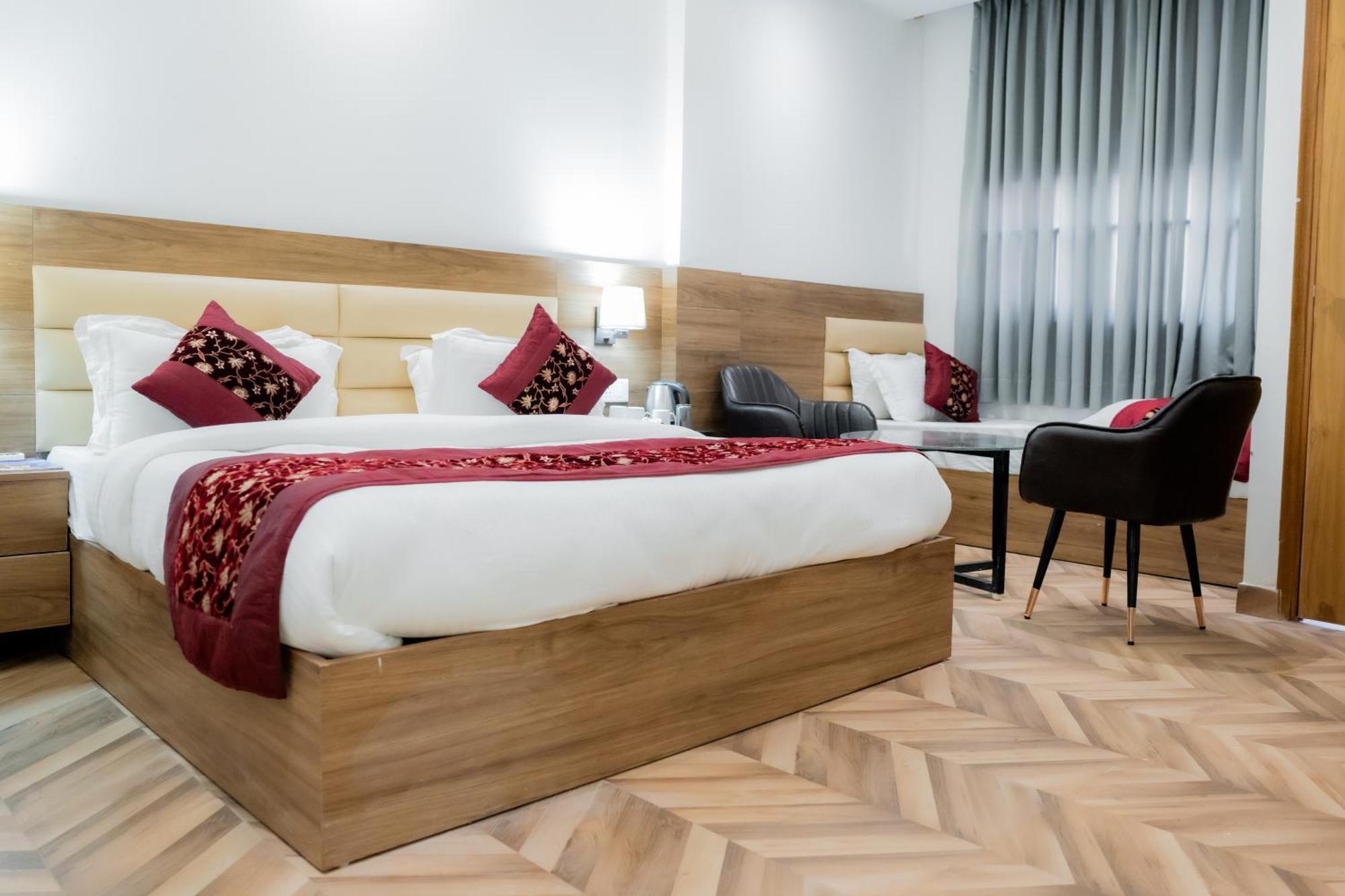 Hotel The Sunrise Vista Nizamuddin Nova Deli