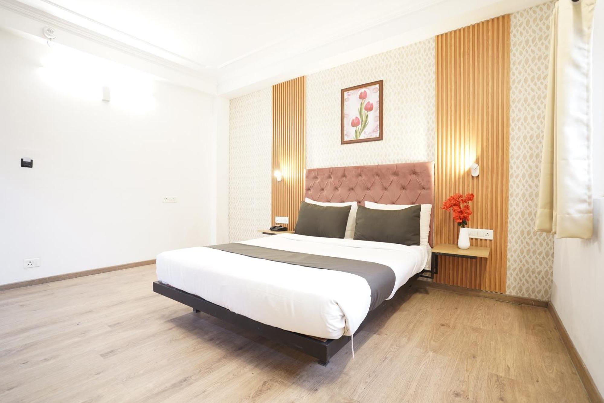 Hotel Jageer Palace Mayapuri 3*