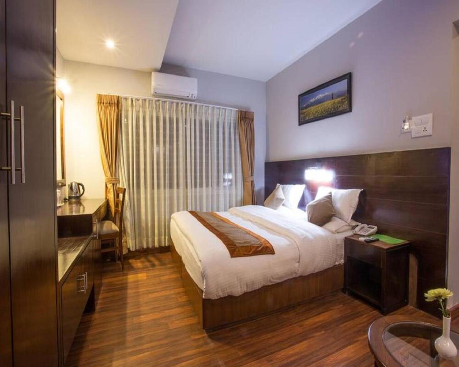 Hotel Dia Premier Delhi Airport By Gross Group