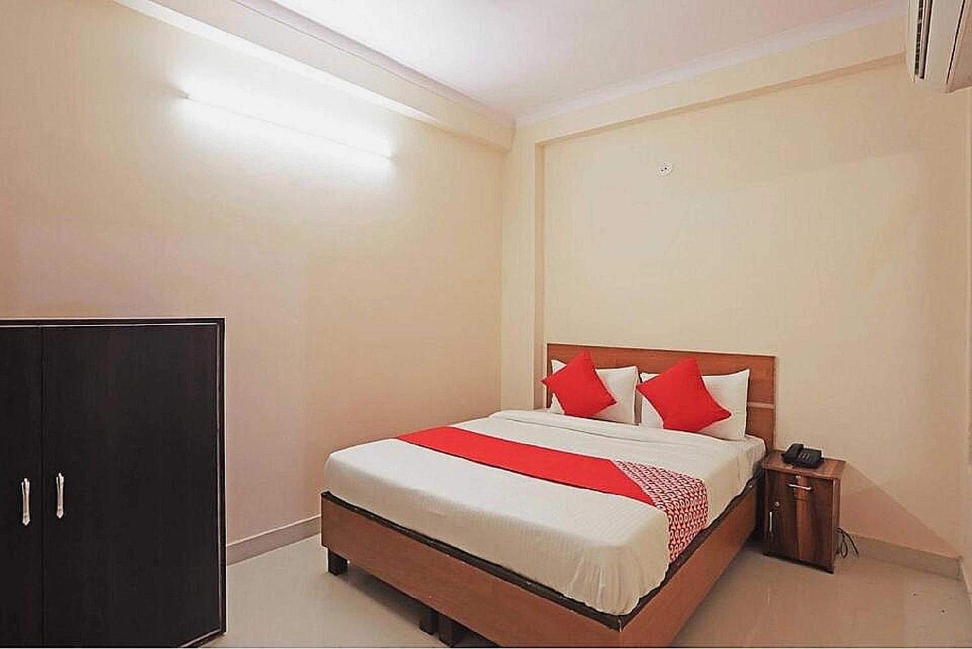 Hotel O Lal Residency Delhi (National Capital Territory of India)