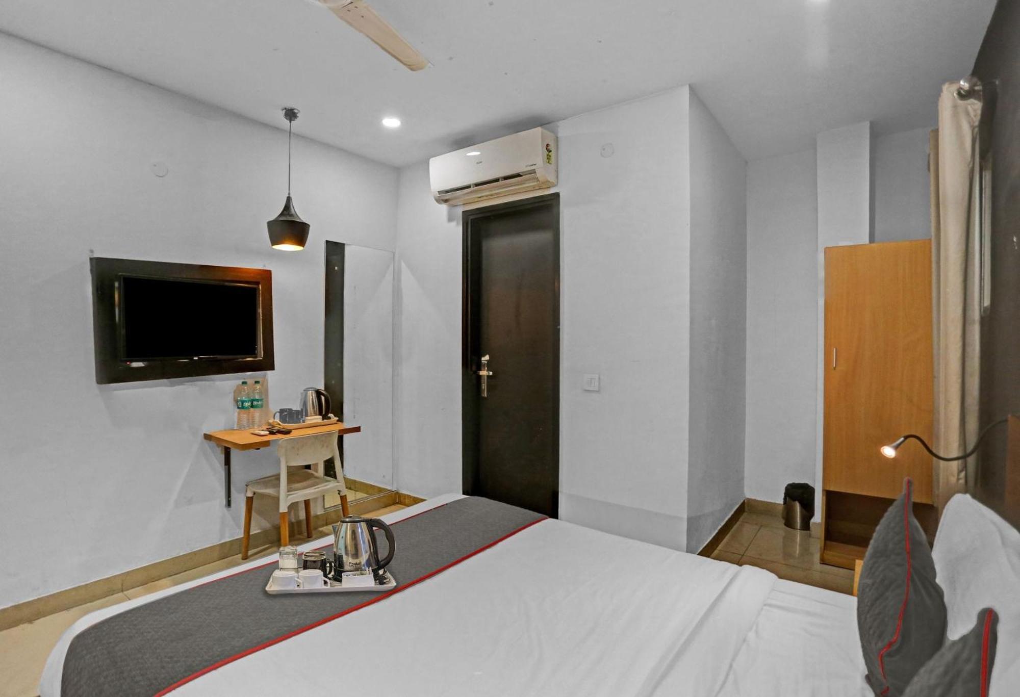 Townhouse Nangal Raya Pankha Road 4*