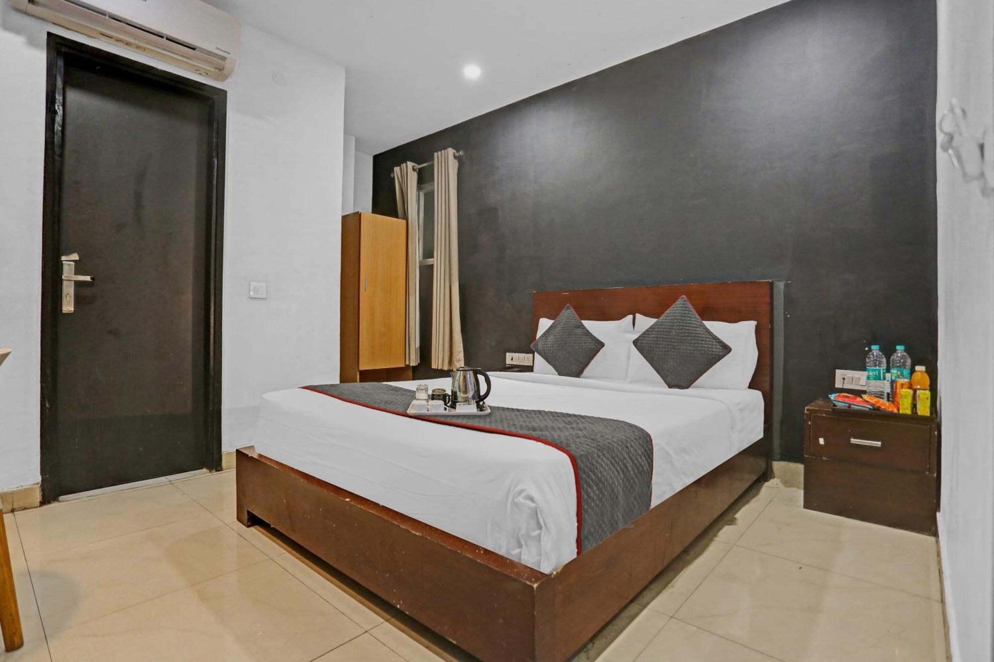 Hotel Townhouse Nangal Raya Pankha Road