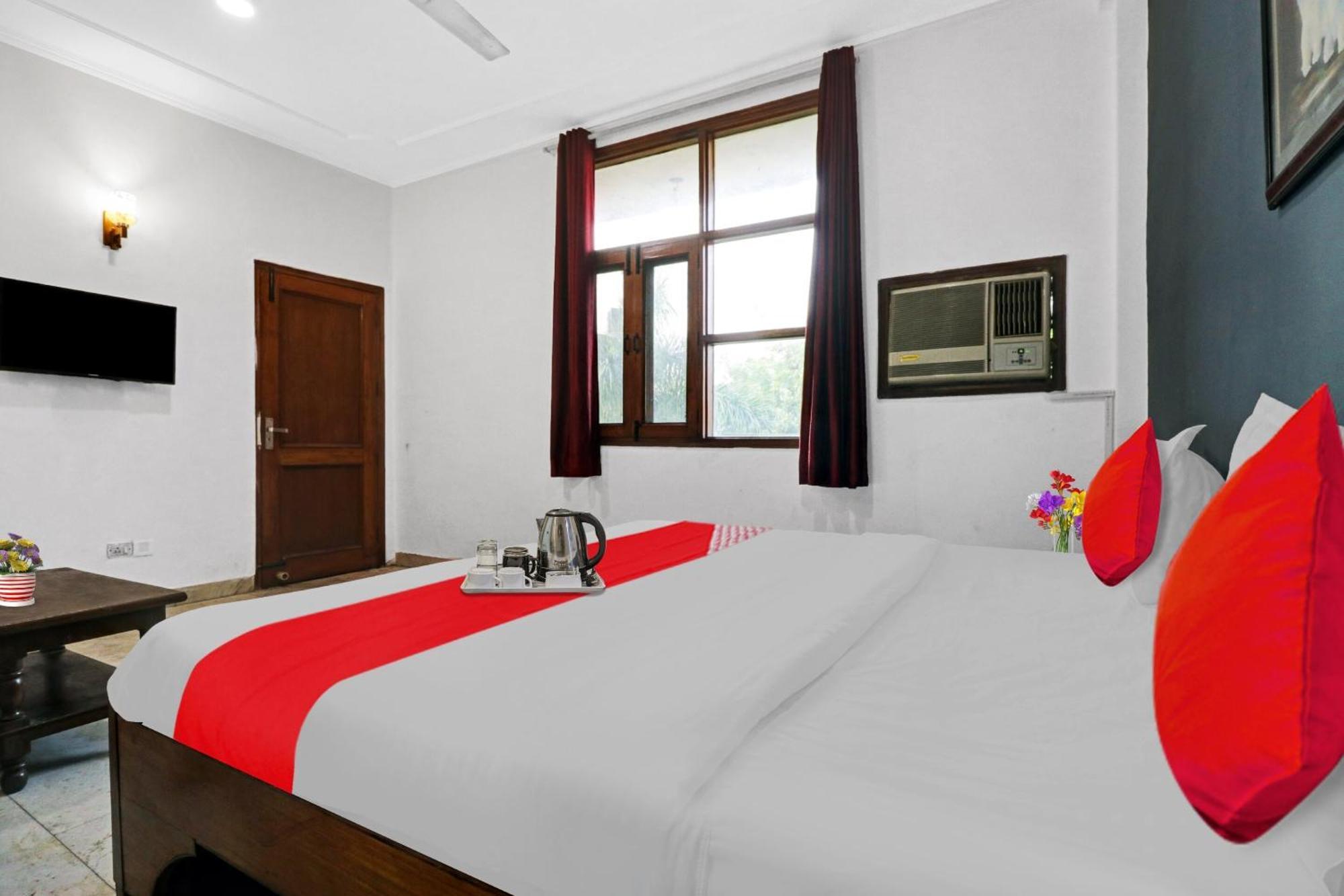O Rs Hotel New Delhi