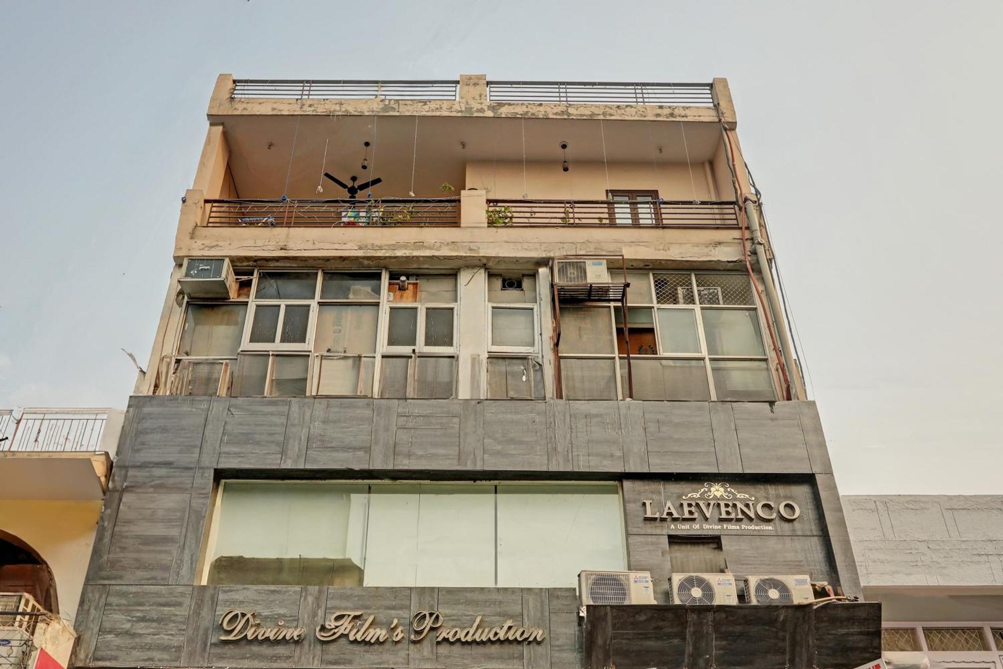 O Kanak Palace