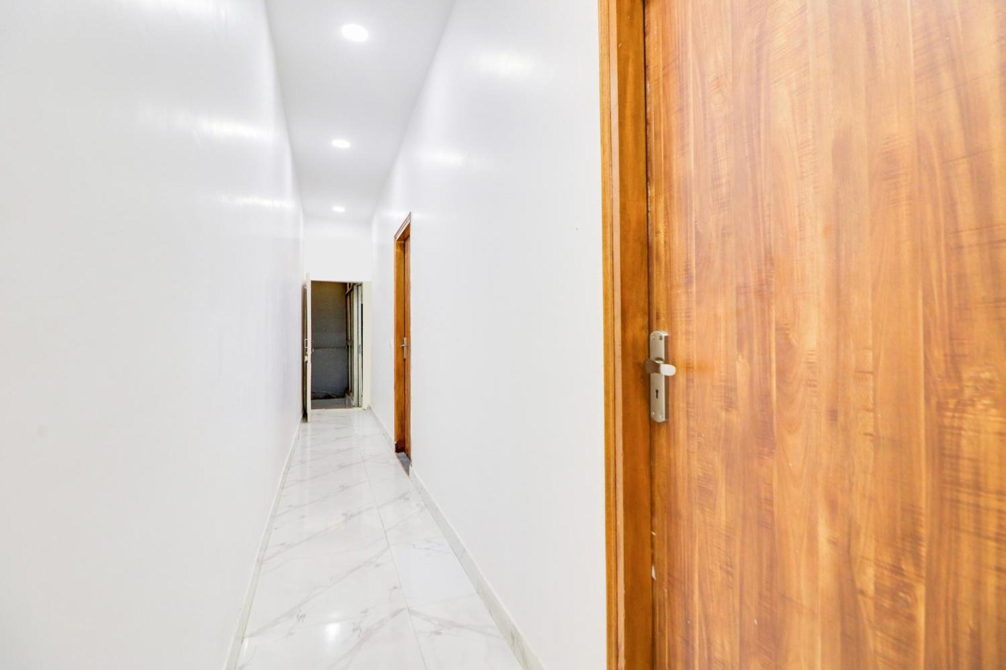 Hotel O Rg New Delhi