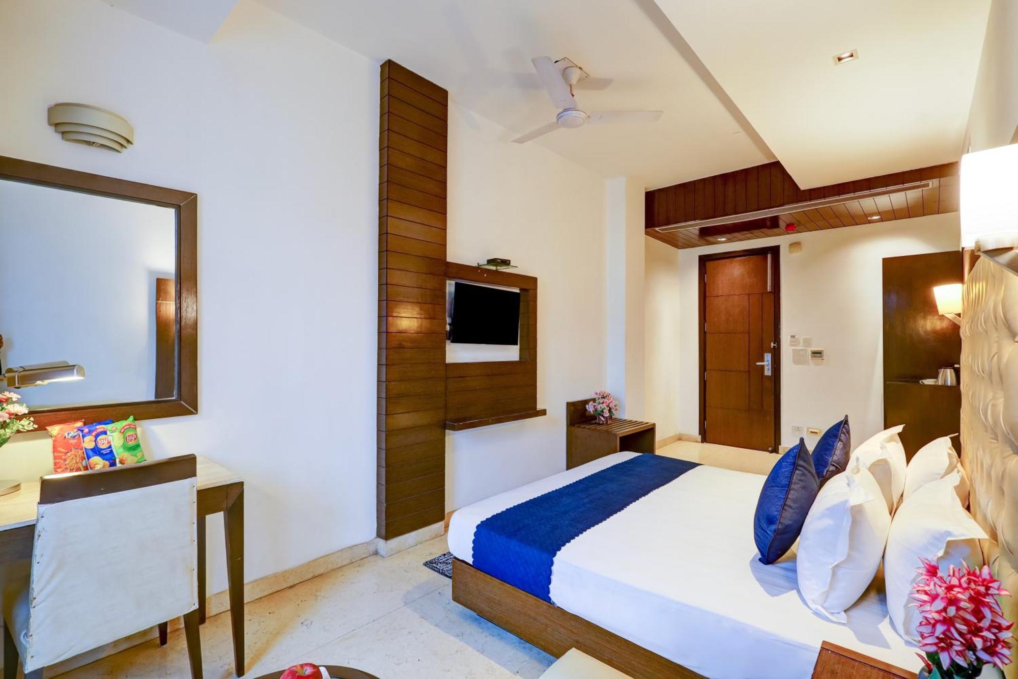 Metropolis Tourist At Near Ramakrishna Ashram Marg Metro Station 3* New Delhi