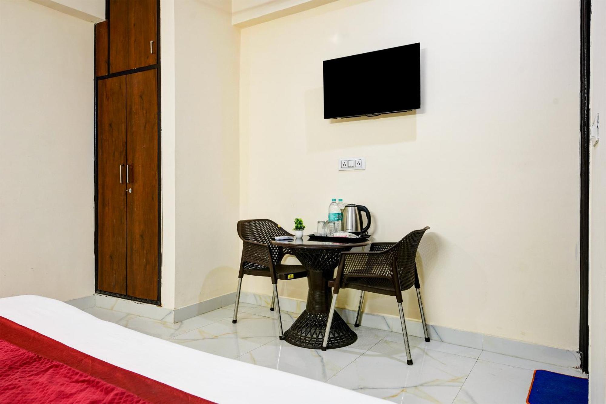 Hotel Krishna Tower Delhi (National Capital Territory of India)