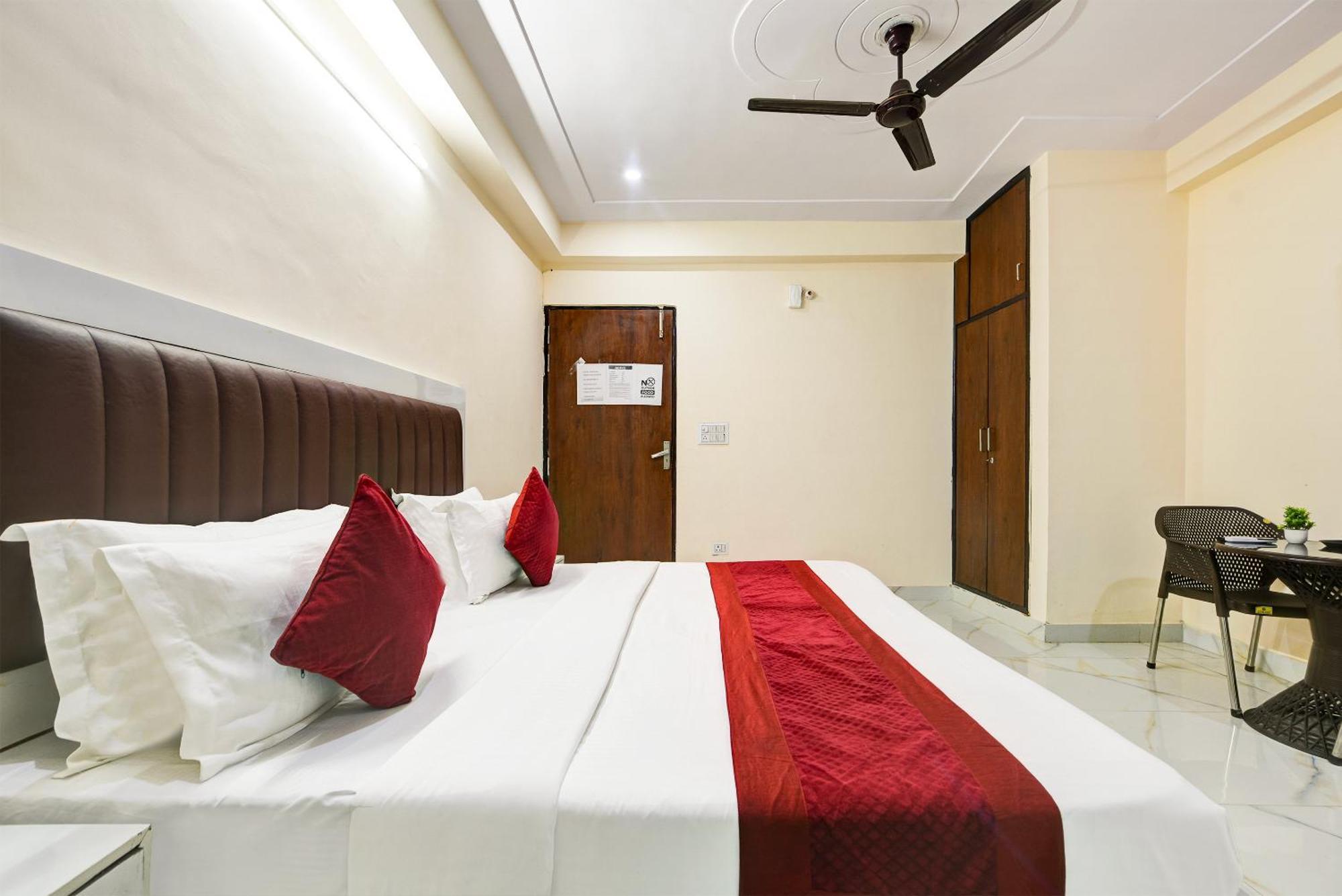 Krishna Tower Hotel 3*