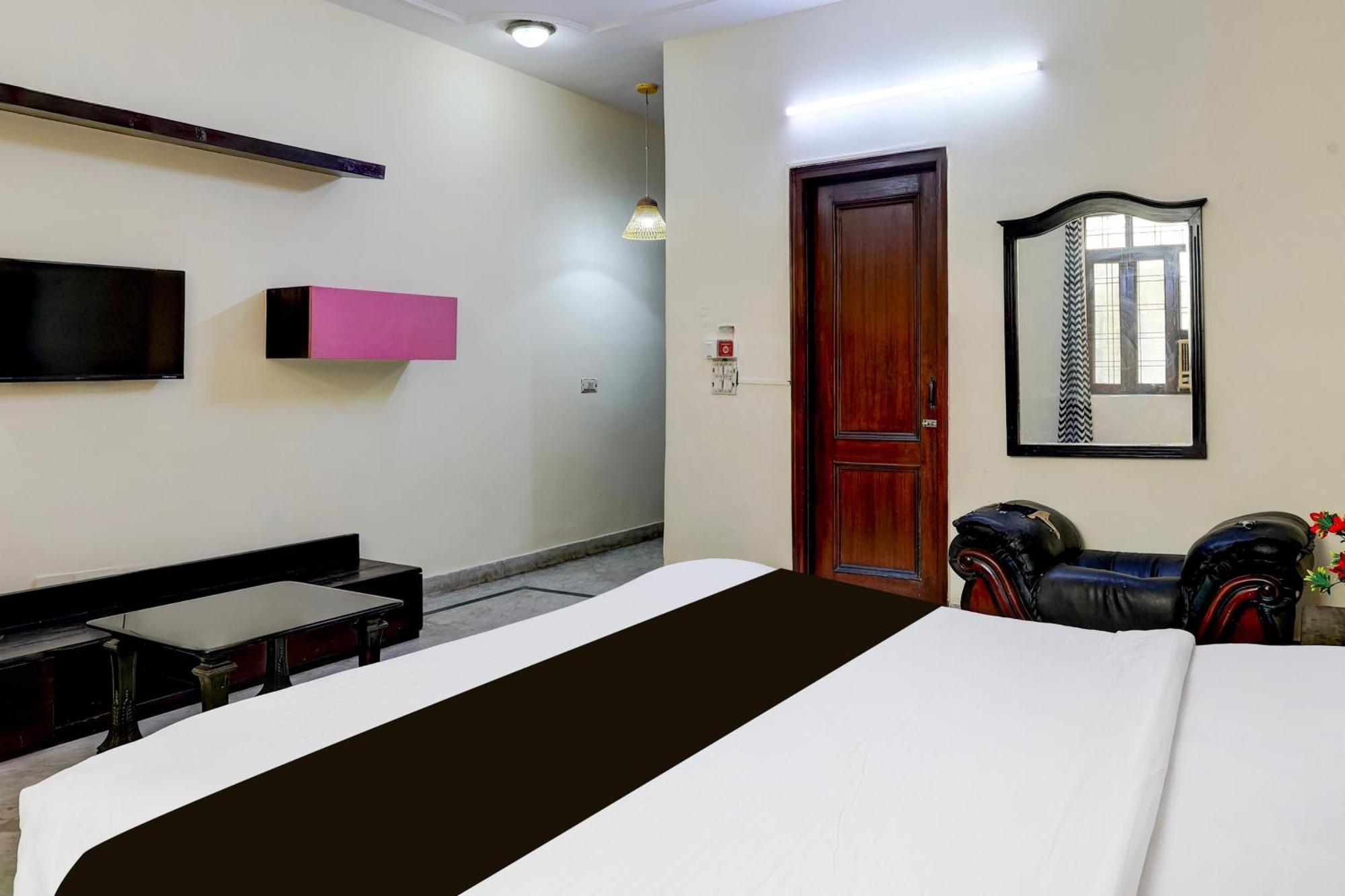 O Delhi Height Hotel