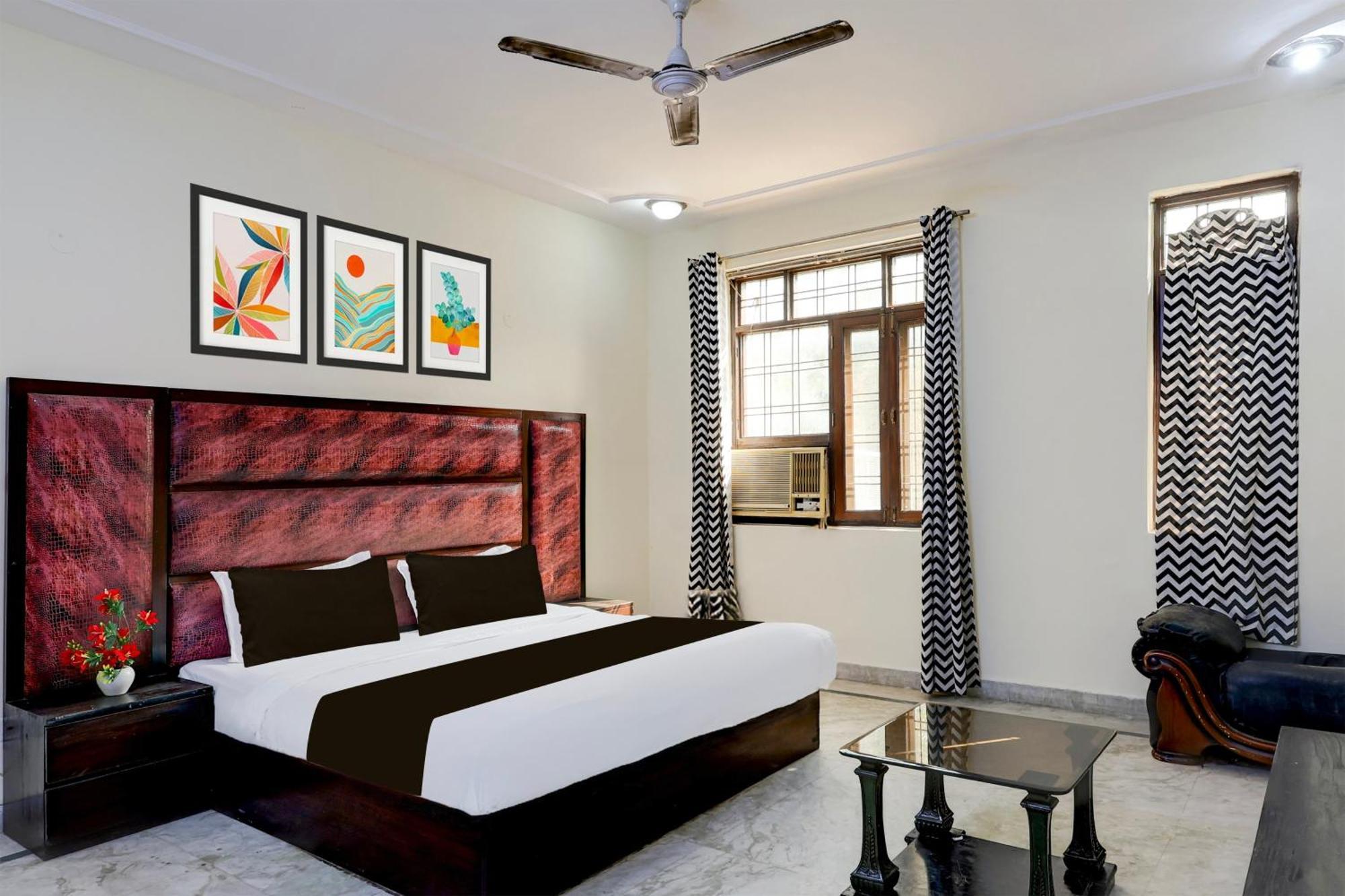 O Delhi Height Hotel 3*