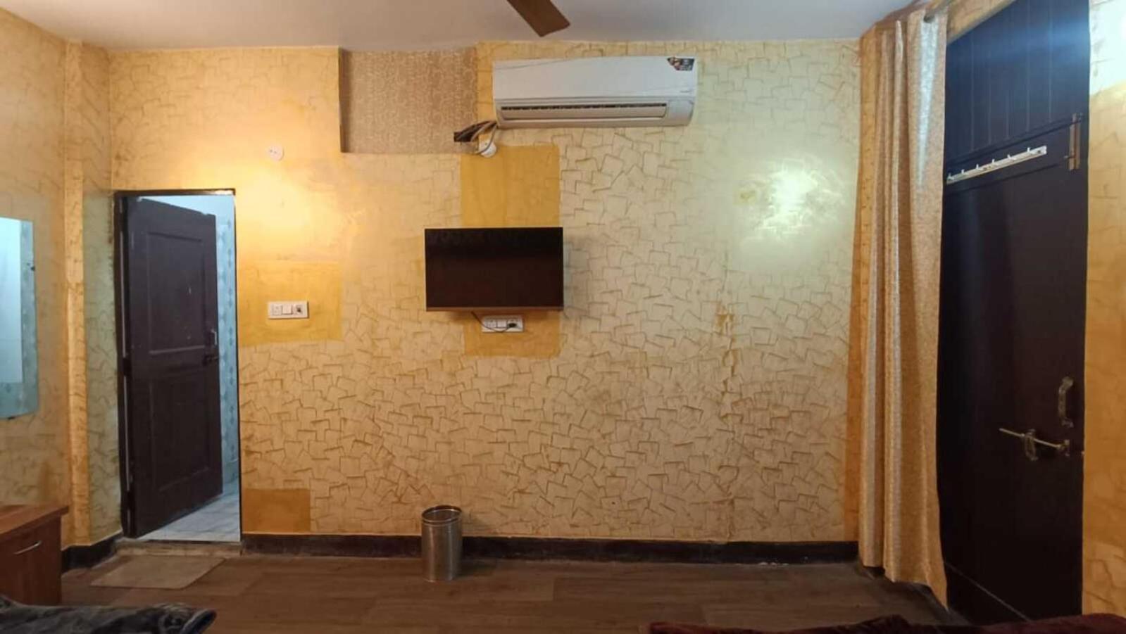 Bed & Breakfast Family - 5mint Form Nizamuddin Railway Station New Delhi