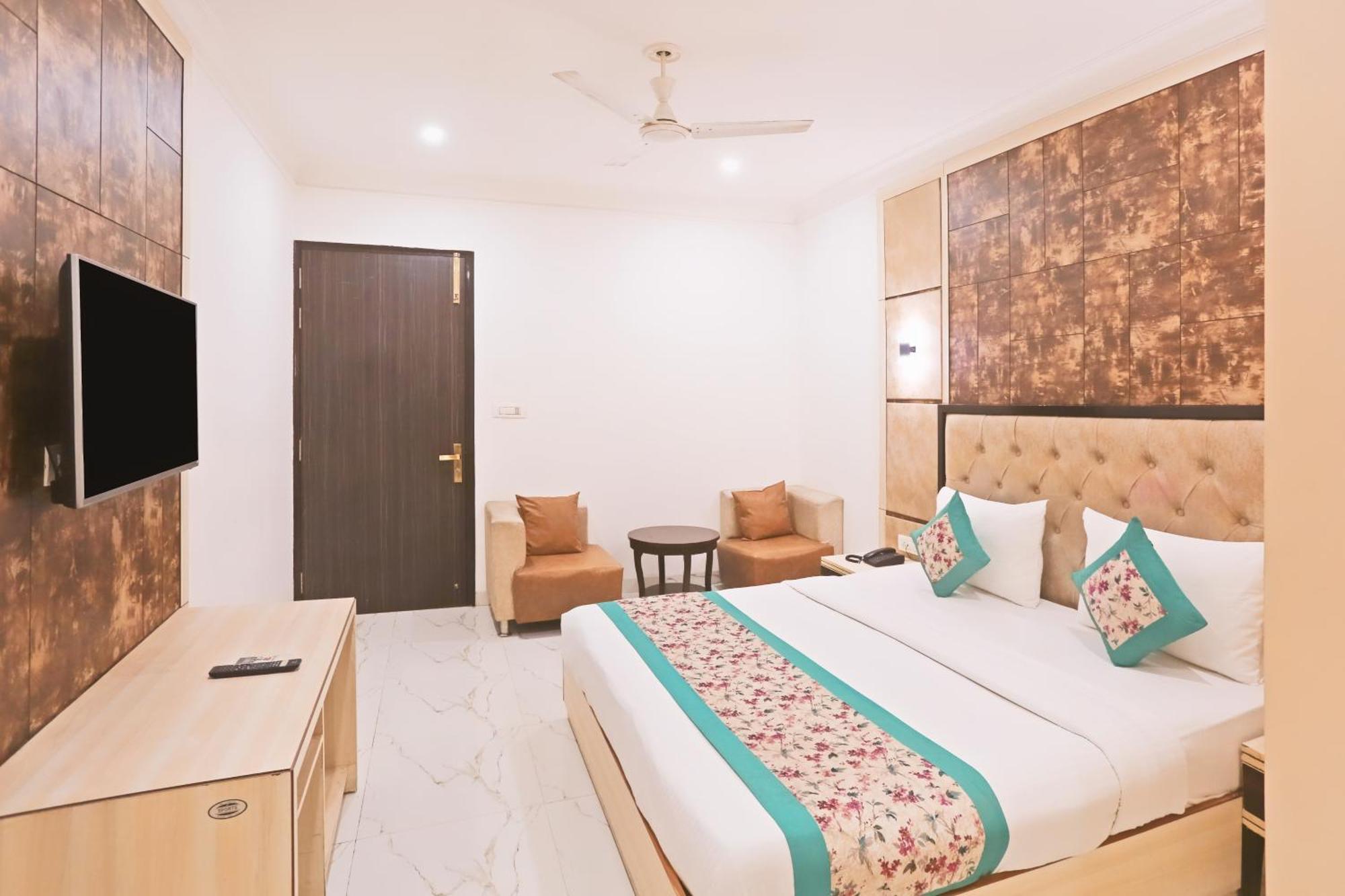 Hotel Shyam International - Near Terminal 3 Delhi Airport With - Free Airport Pickup And Drop Hotel
