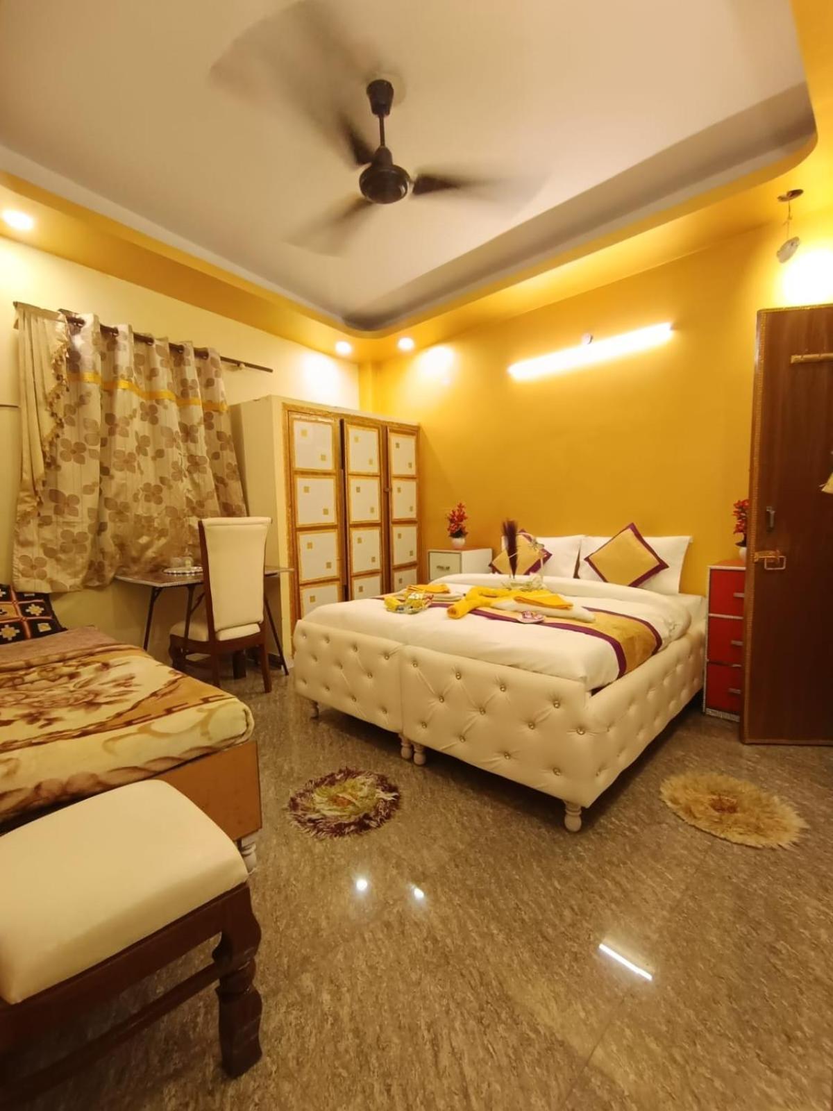 Lover's Point Love hotel *