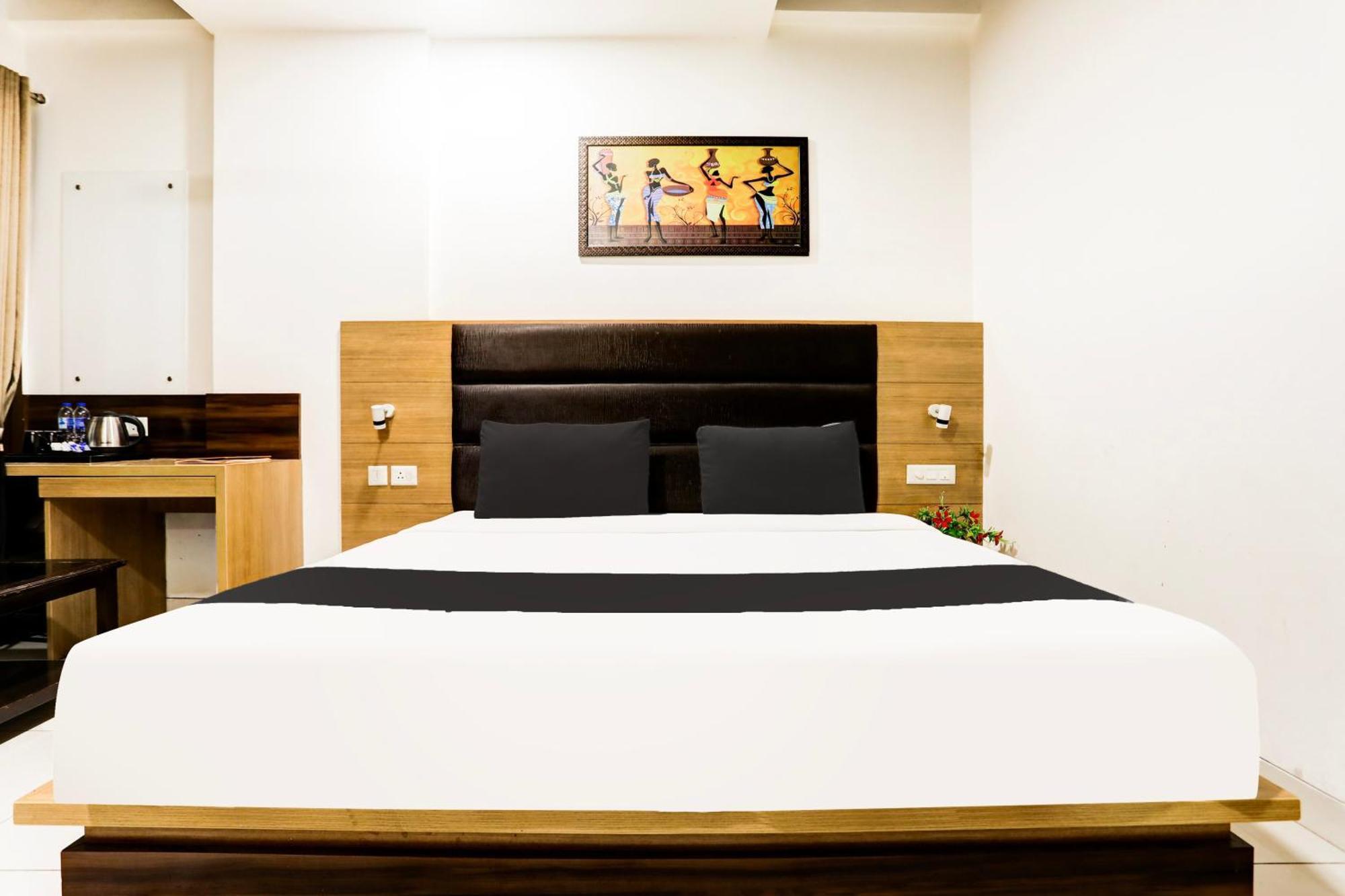 Super O Jmk Hotel