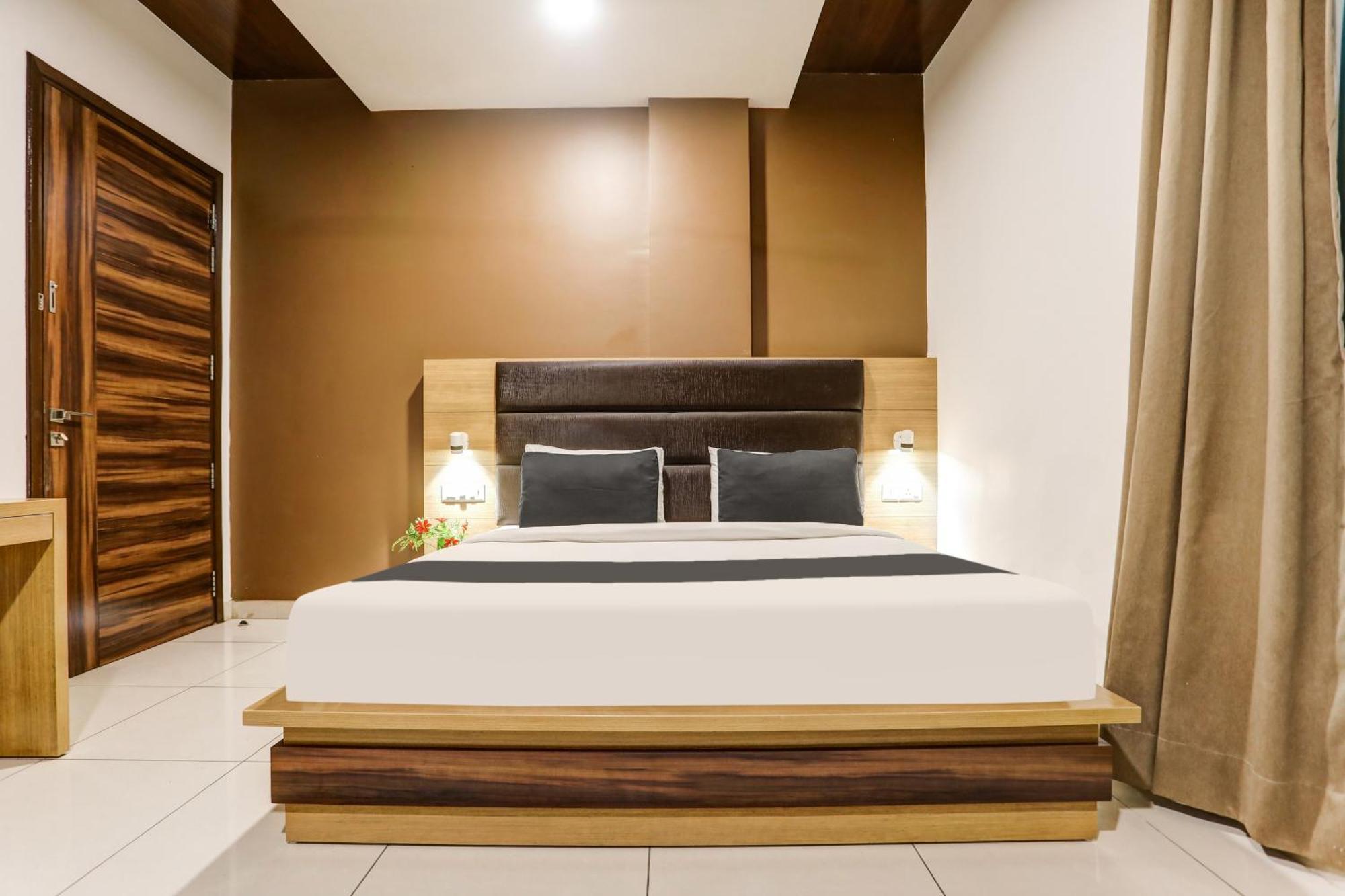 Super O Jmk Hotel New Delhi