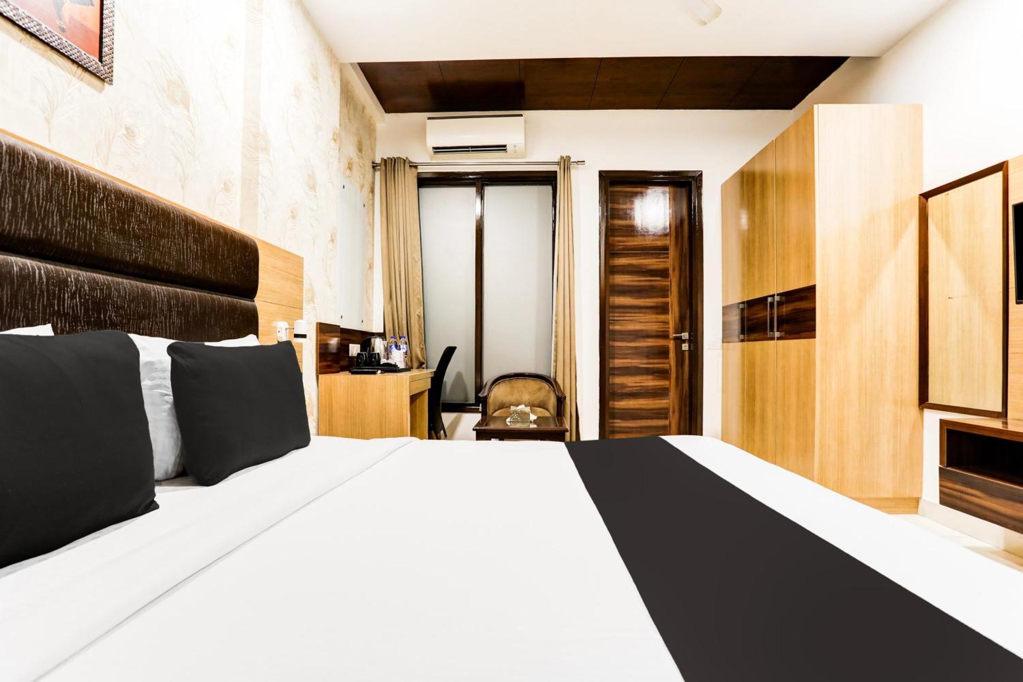 Hotel Super O Jmk New Delhi