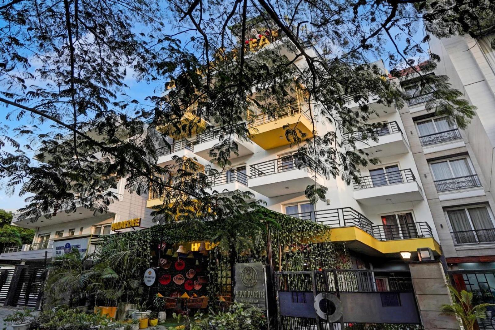 Lite Plaza Hotel