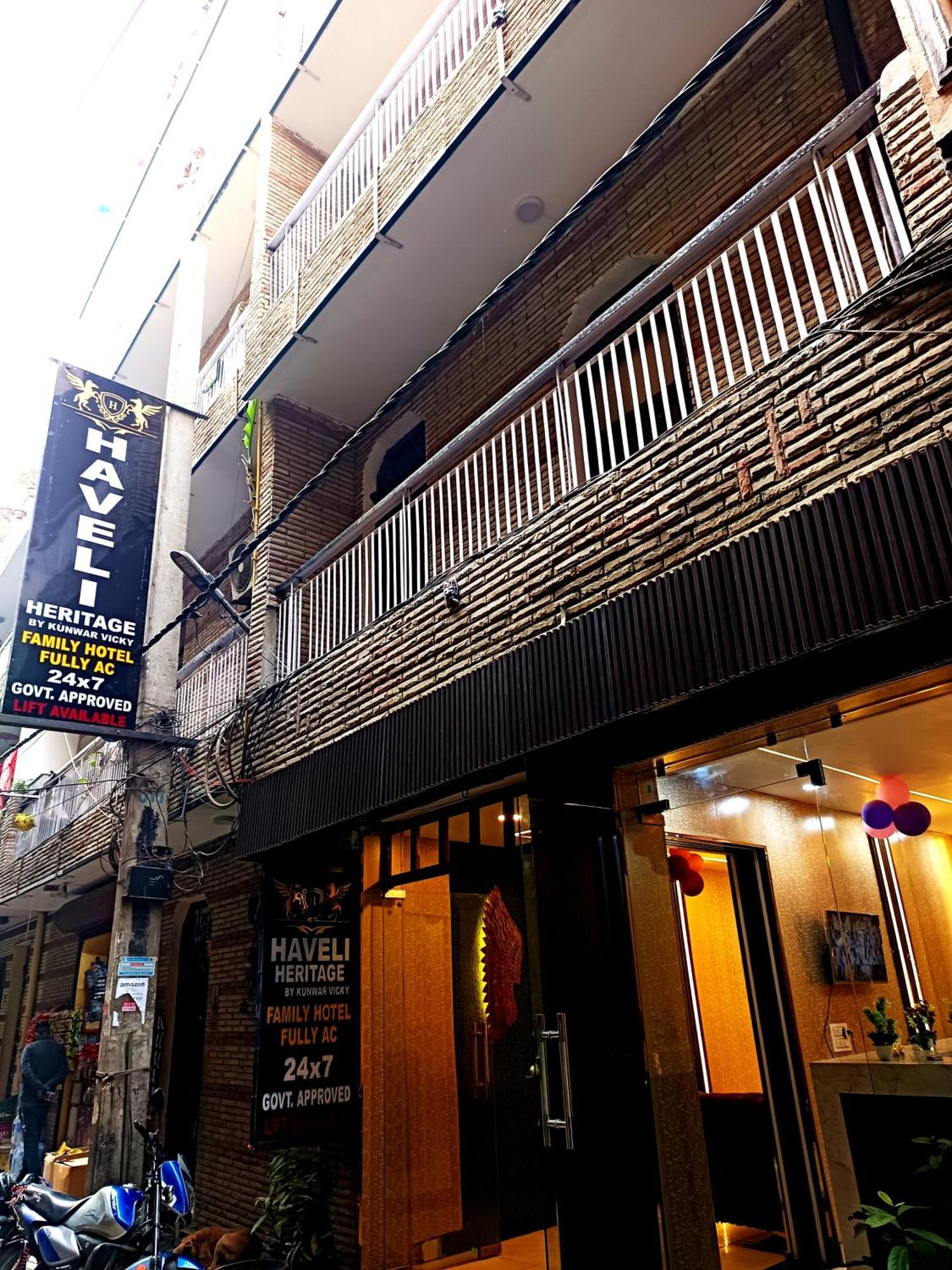 Hotel Family -1 Min Walk In Nizamuddin Railway Station New Delhi