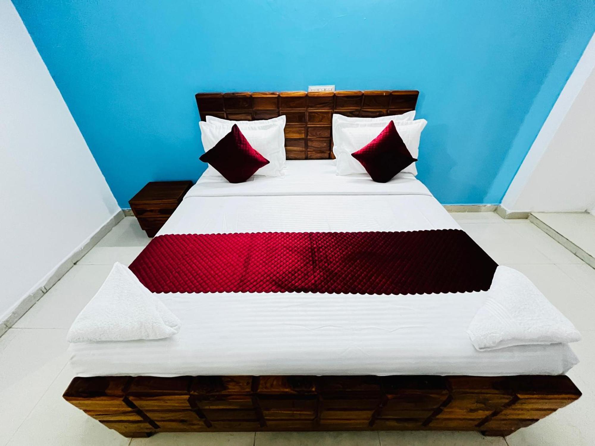 Suzu - Couple Friendly Fatehpur 3* New Delhi
