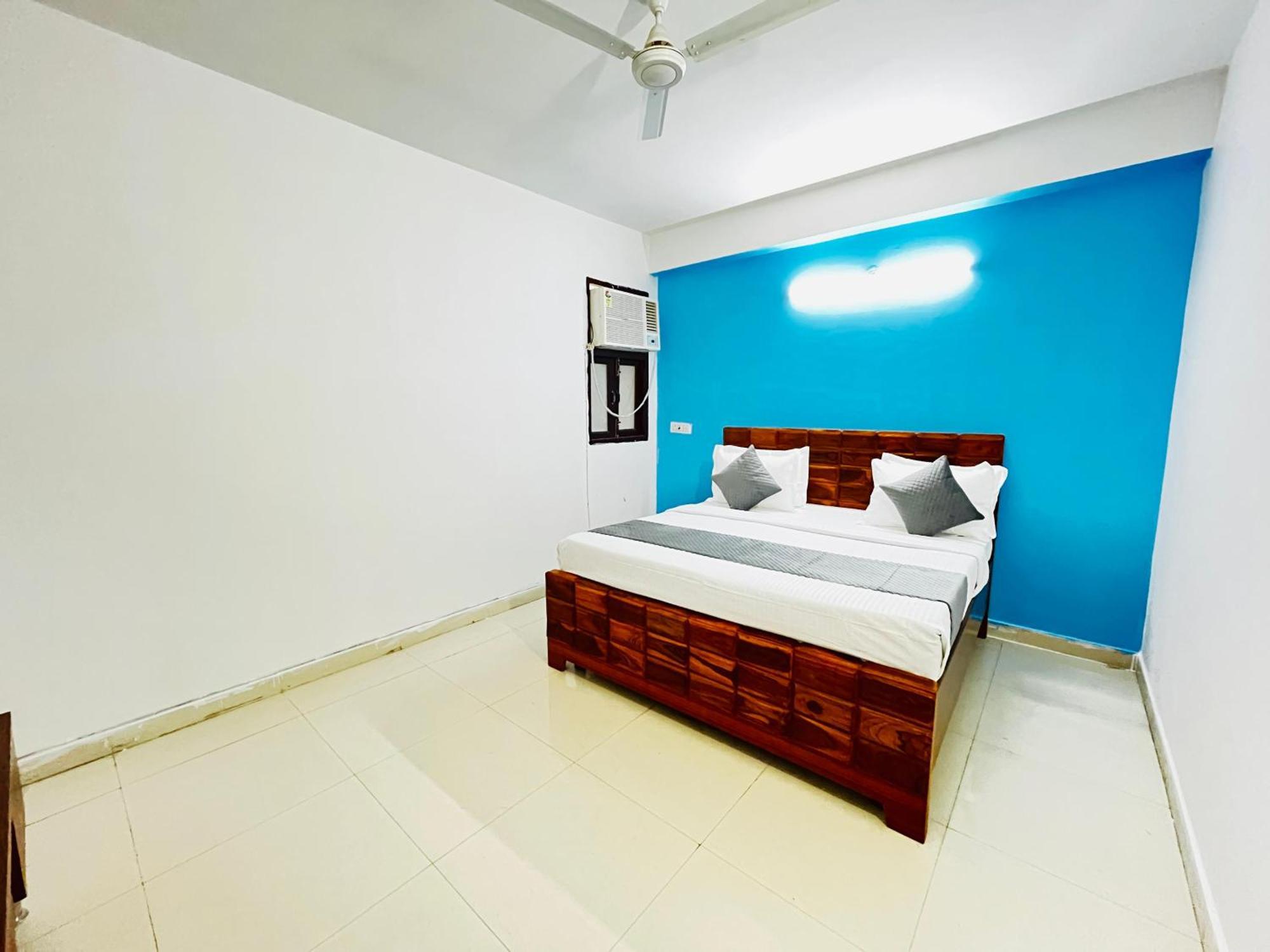 Suzu - Couple Friendly Fatehpur