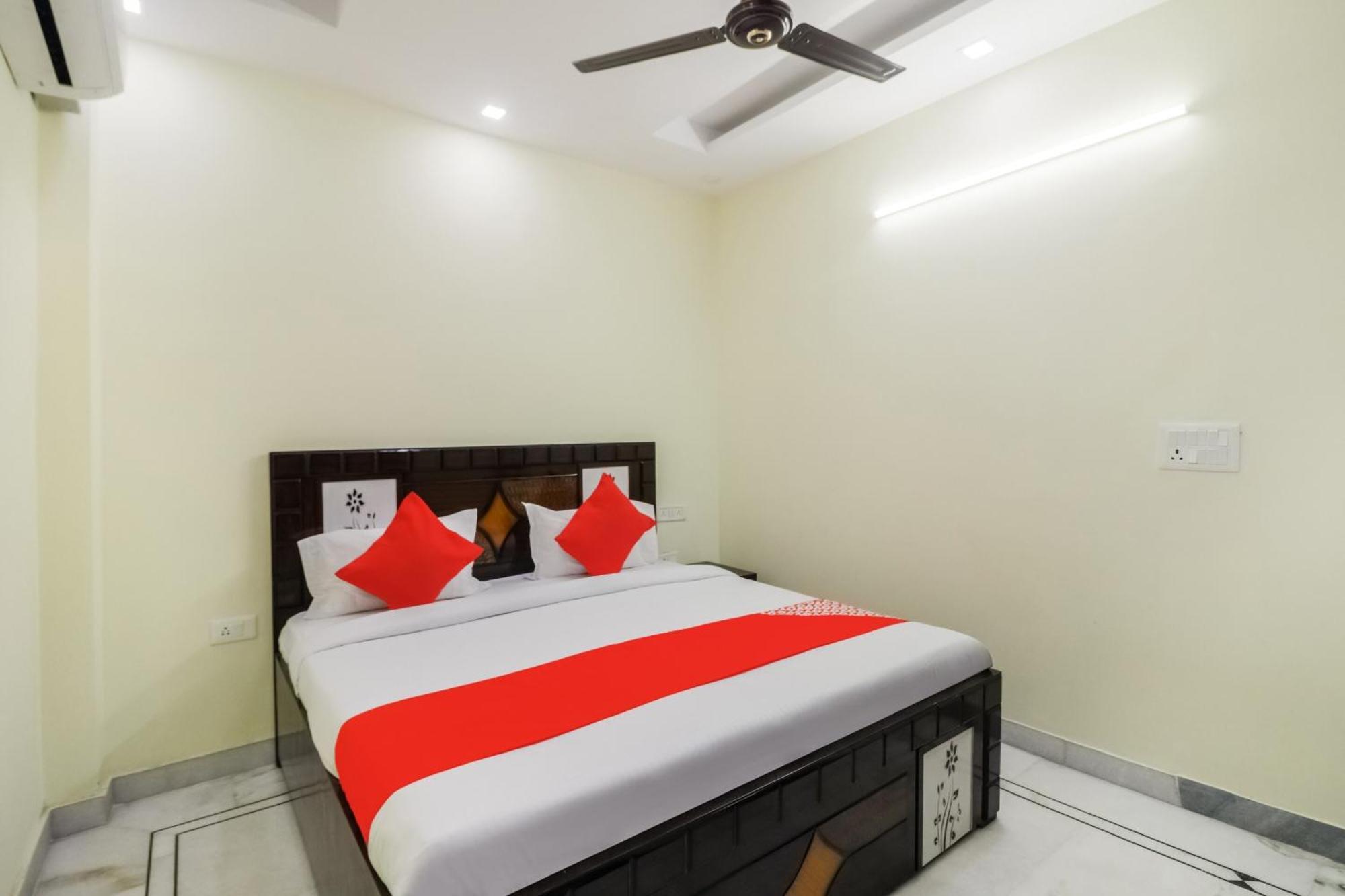 Golden Bridge Hotel New Delhi