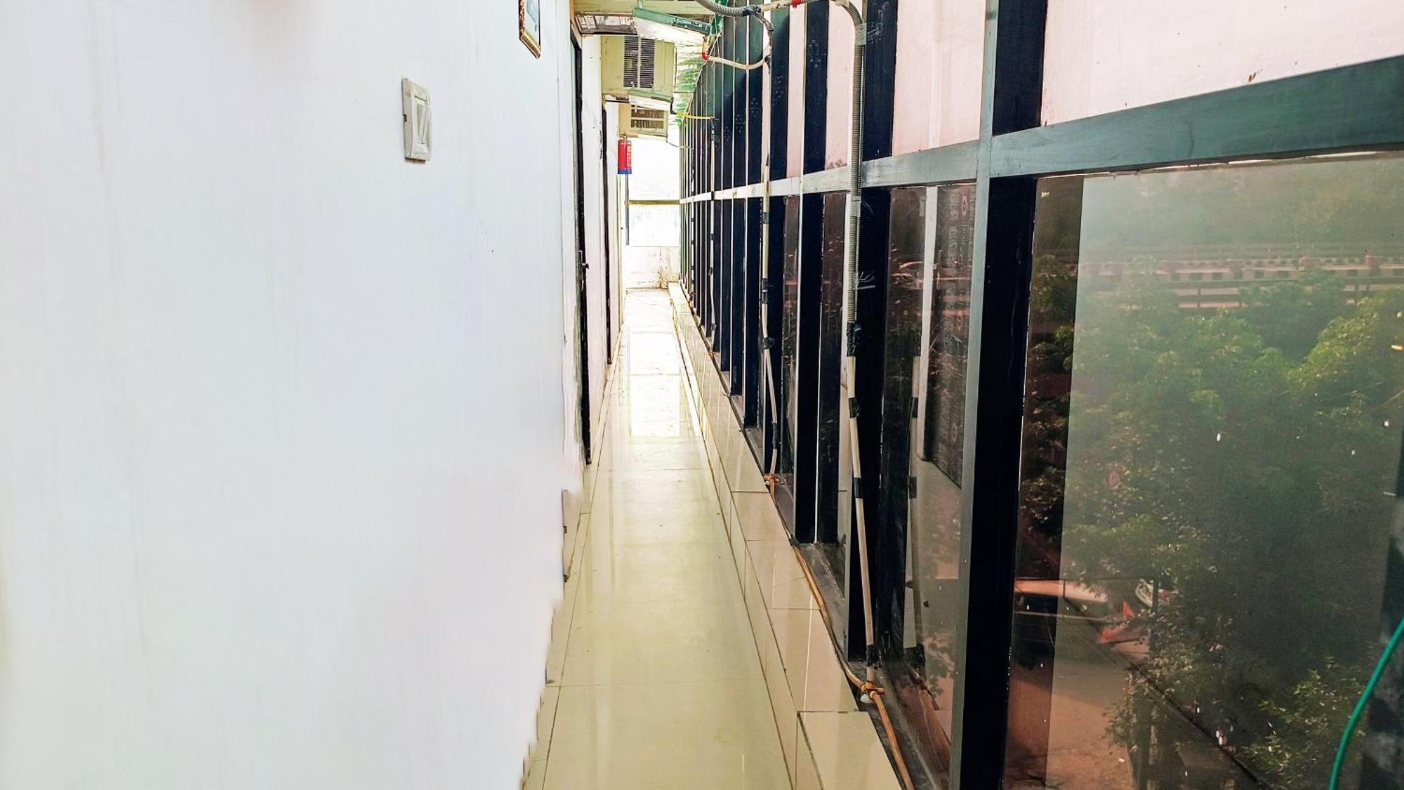 Hotel Maharaja By The Premium