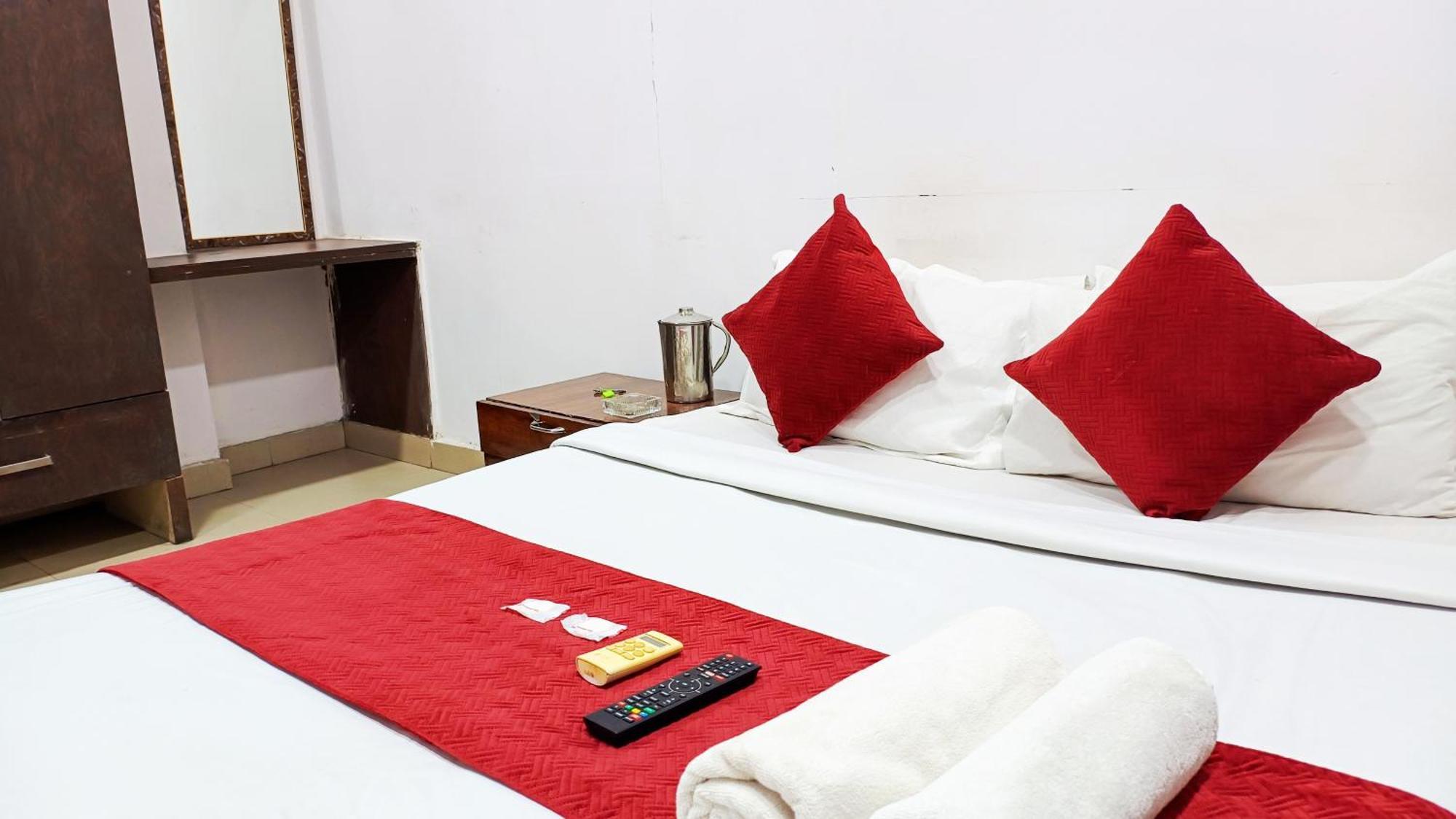 Maharaja By The Premium 3* New Delhi