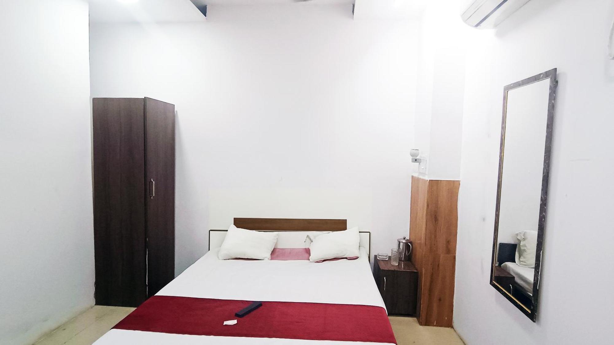 Maharaja By The Premium Hotel