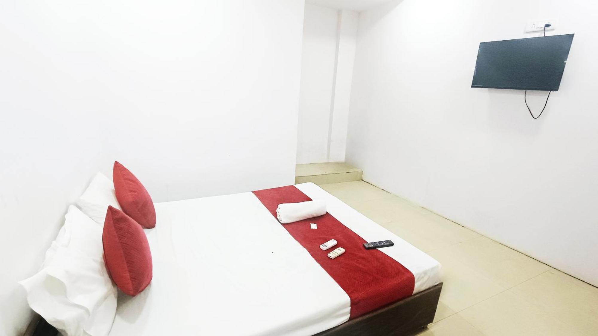 Hotel Maharaja By The Premium