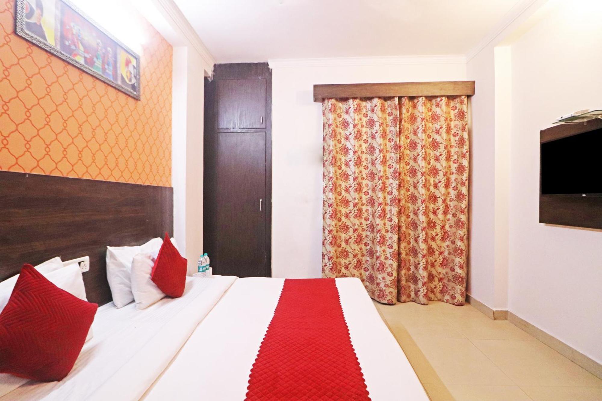 Hotel The Nines By The Premium 3*
