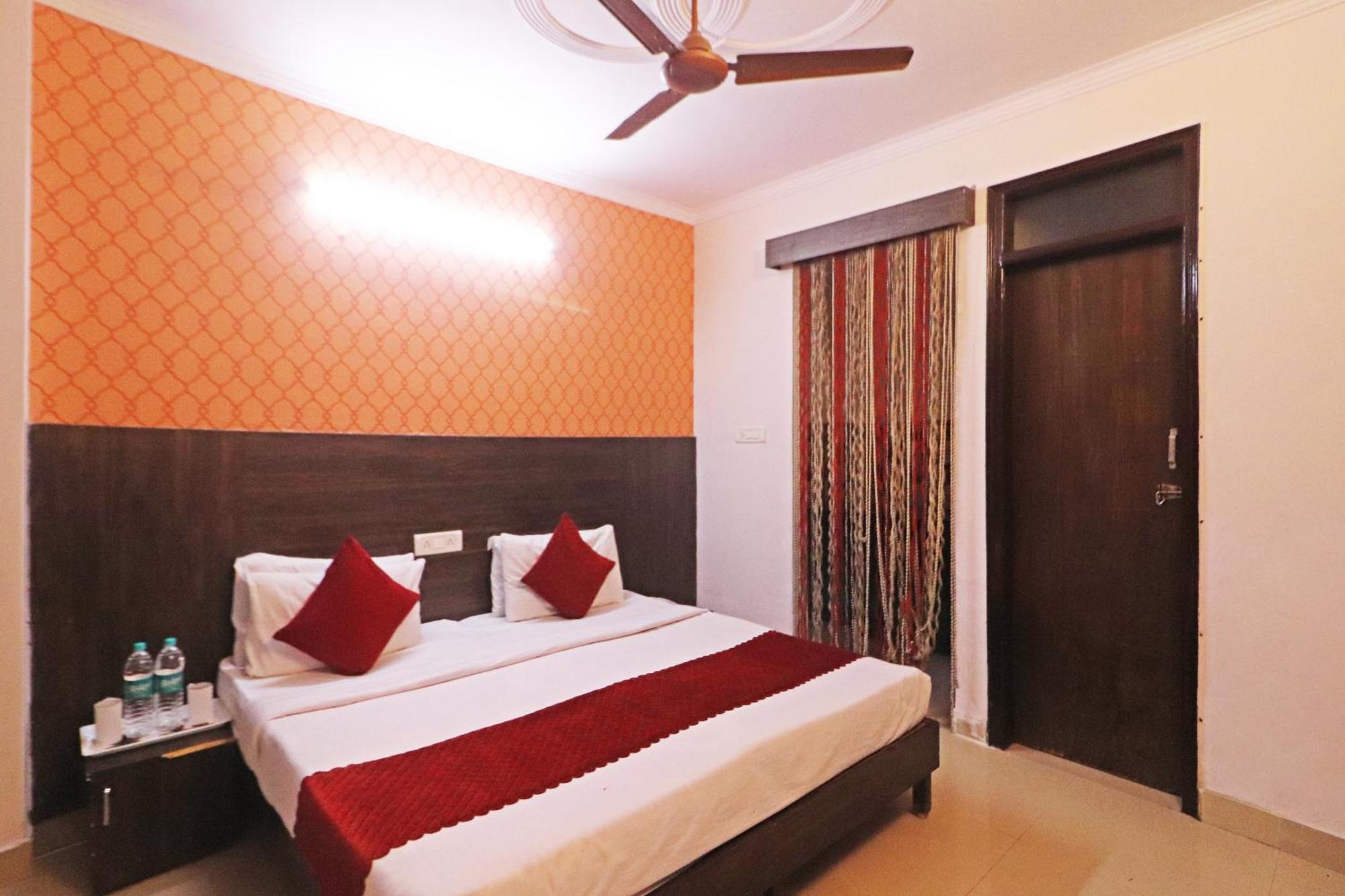 The Nines By The Premium Hotel New Delhi