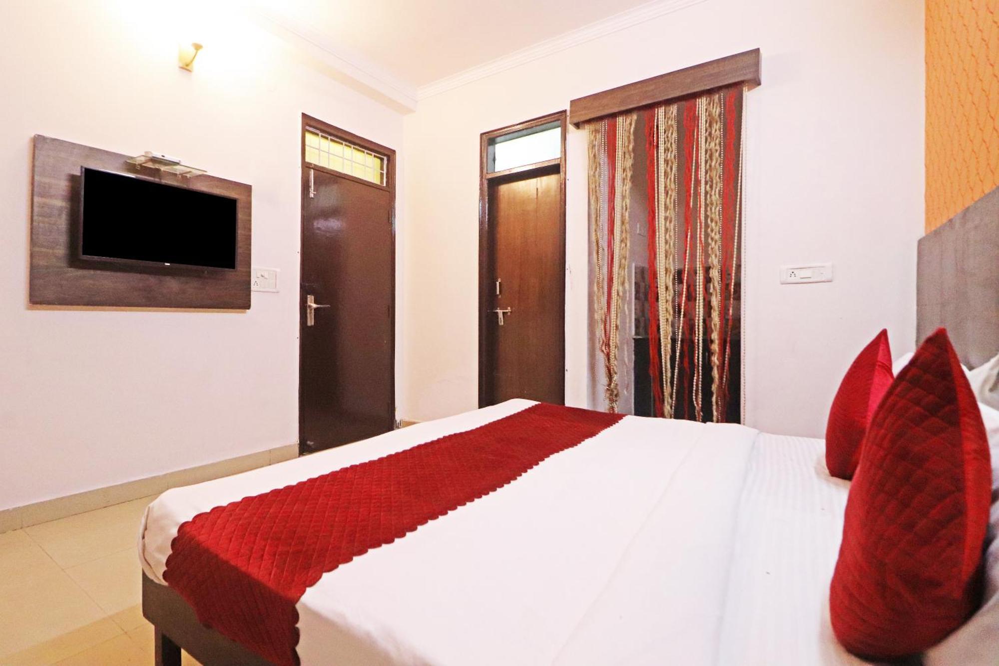 The Nines By The Premium 3* New Delhi