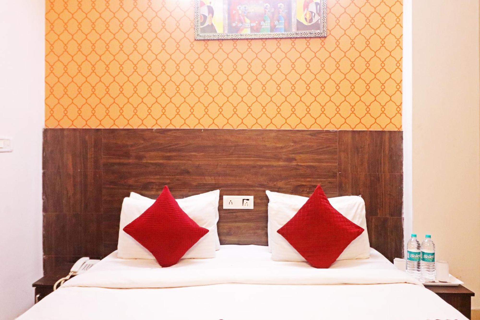 Hotel The Nines By The Premium 3*