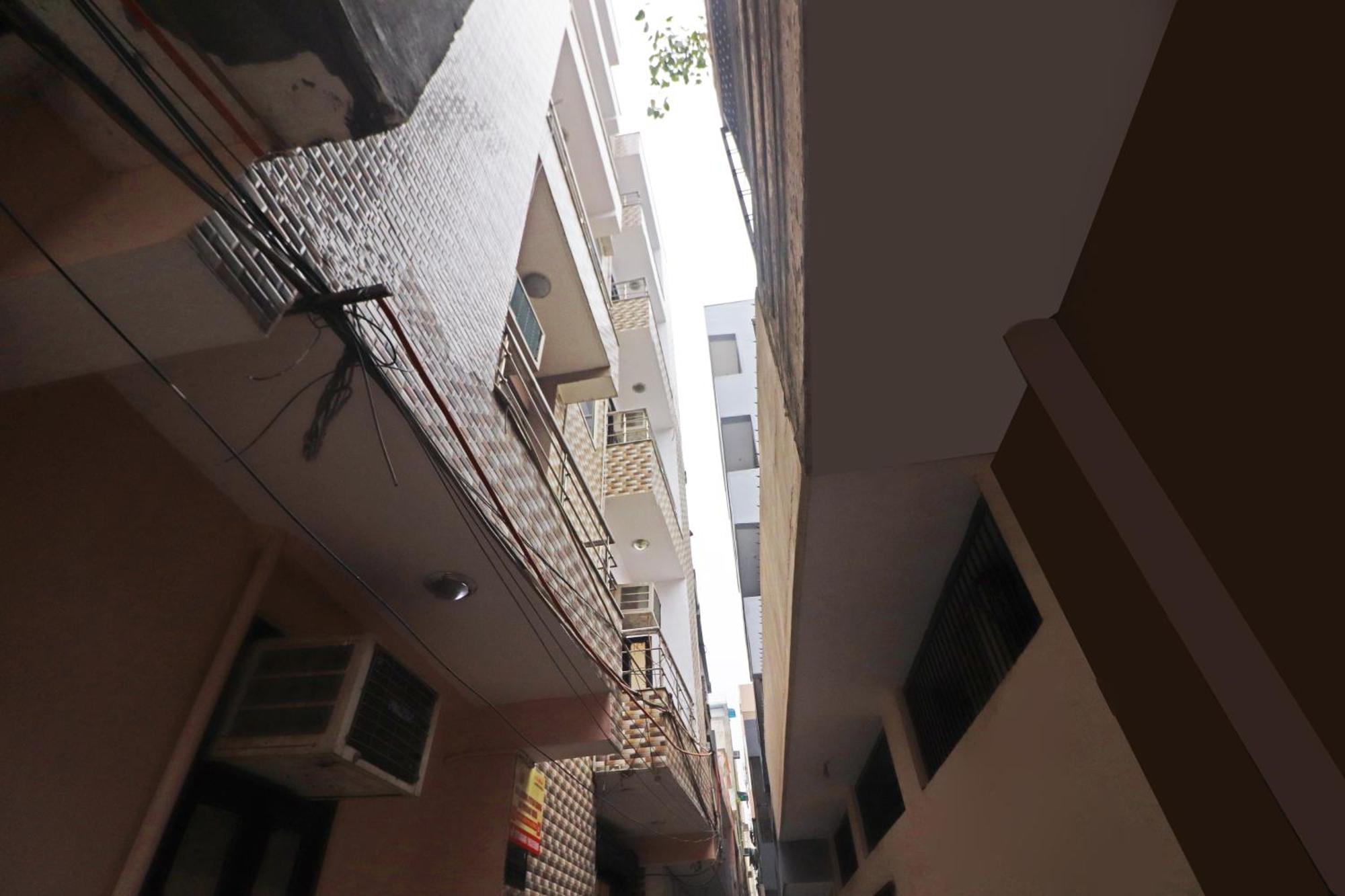 Hotel The Nines By The Premium New Delhi