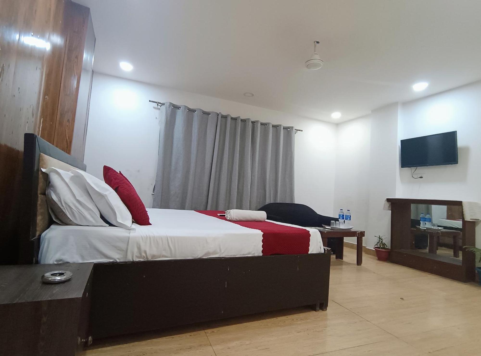 Crystel Residency By Premium Hotel New Delhi