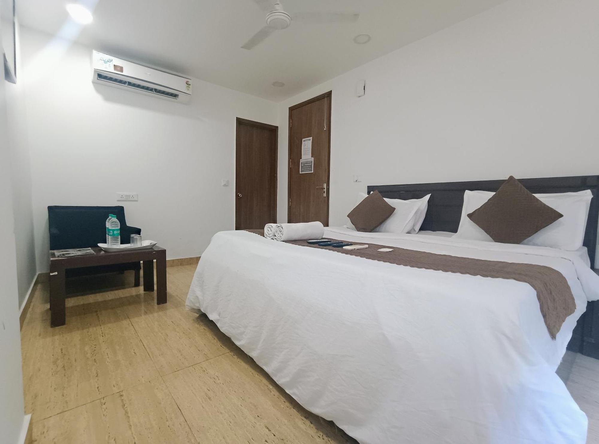 Crystel Residency By Premium Hotel 3*