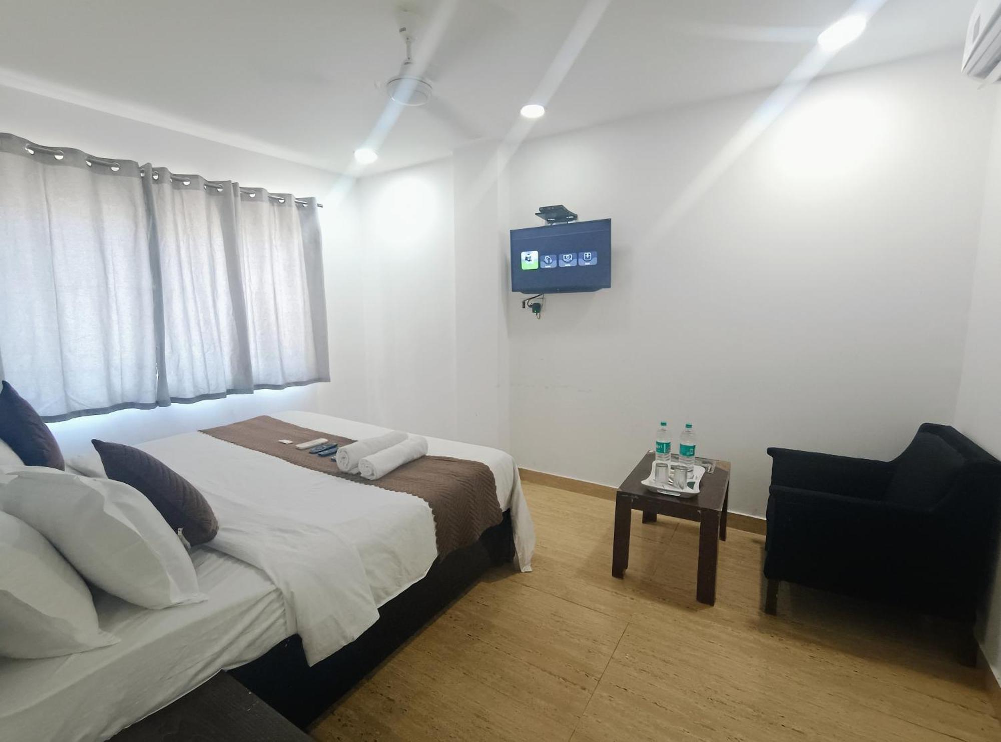 Crystel Residency By Premium Hotel New Delhi