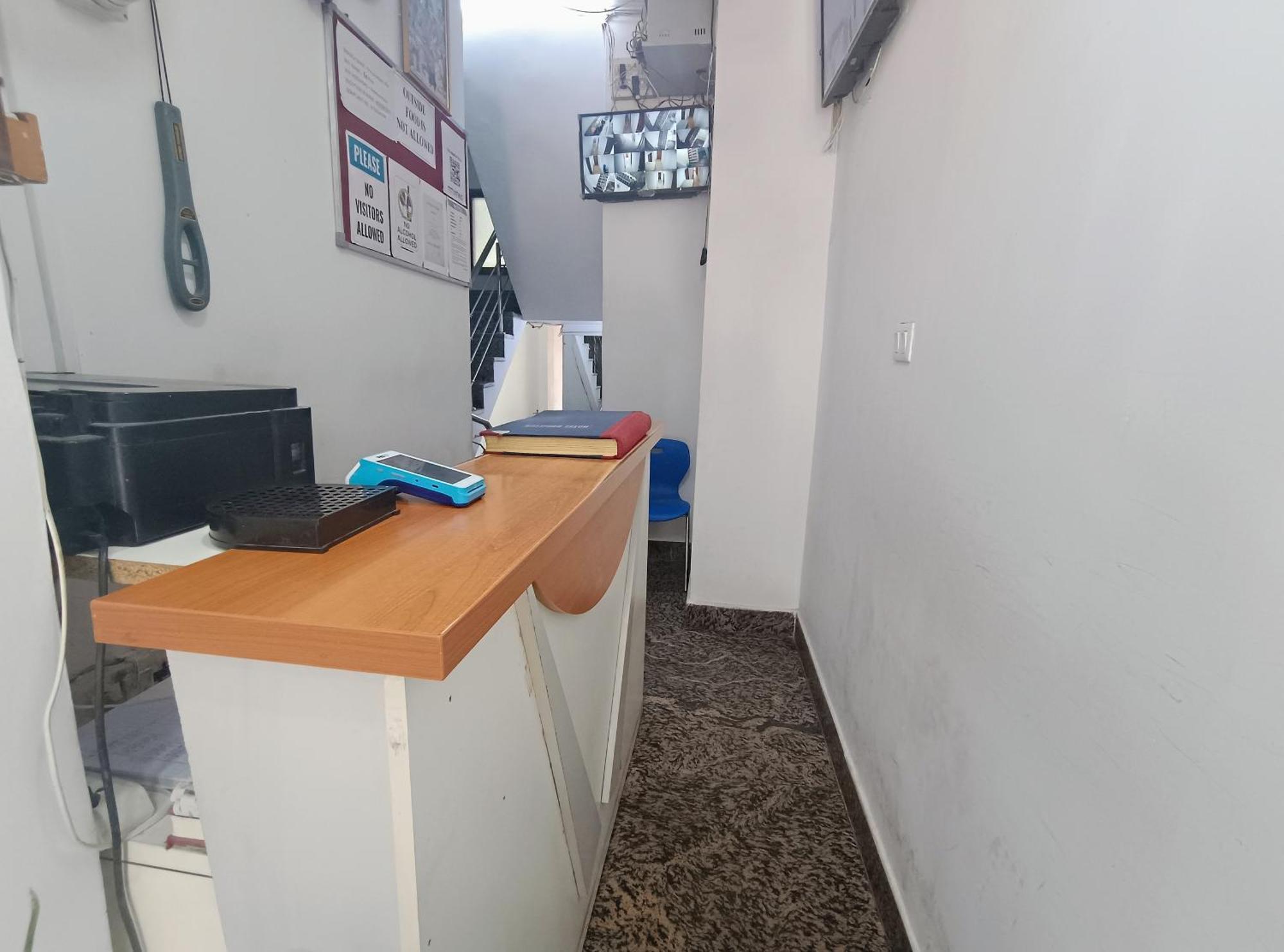 Crystel Residency By Premium 3* New Delhi